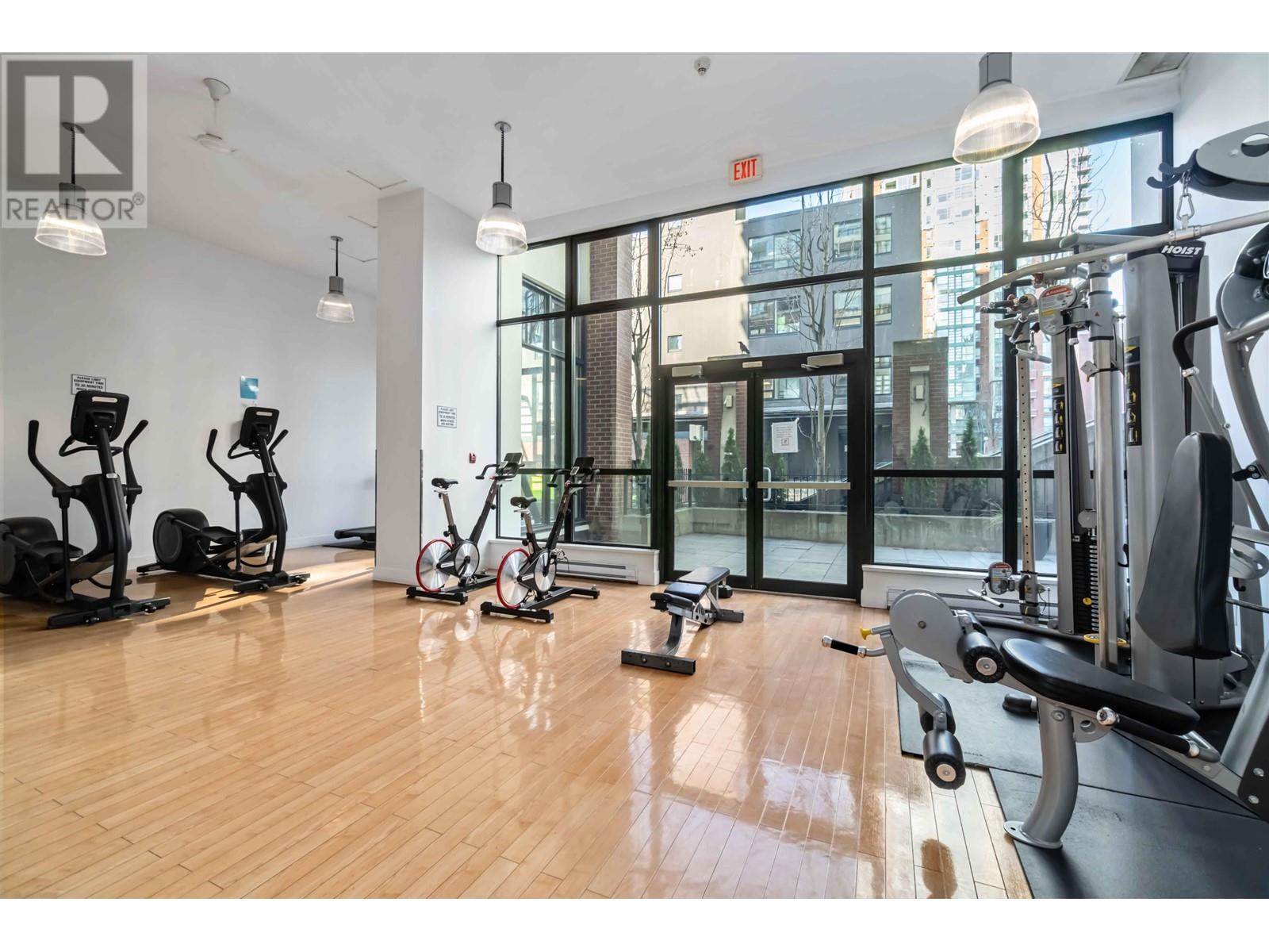 Listing Picture 27 of 32 : 402 977 MAINLAND STREET, Vancouver / 溫哥華 - 魯藝地產 Yvonne Lu Group - MLS Medallion Club Member