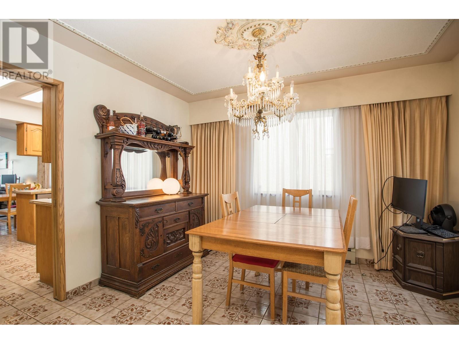 769 E 18th Avenue, Vancouver, British Columbia  V5V 1G6 - Photo 11 - R2972228