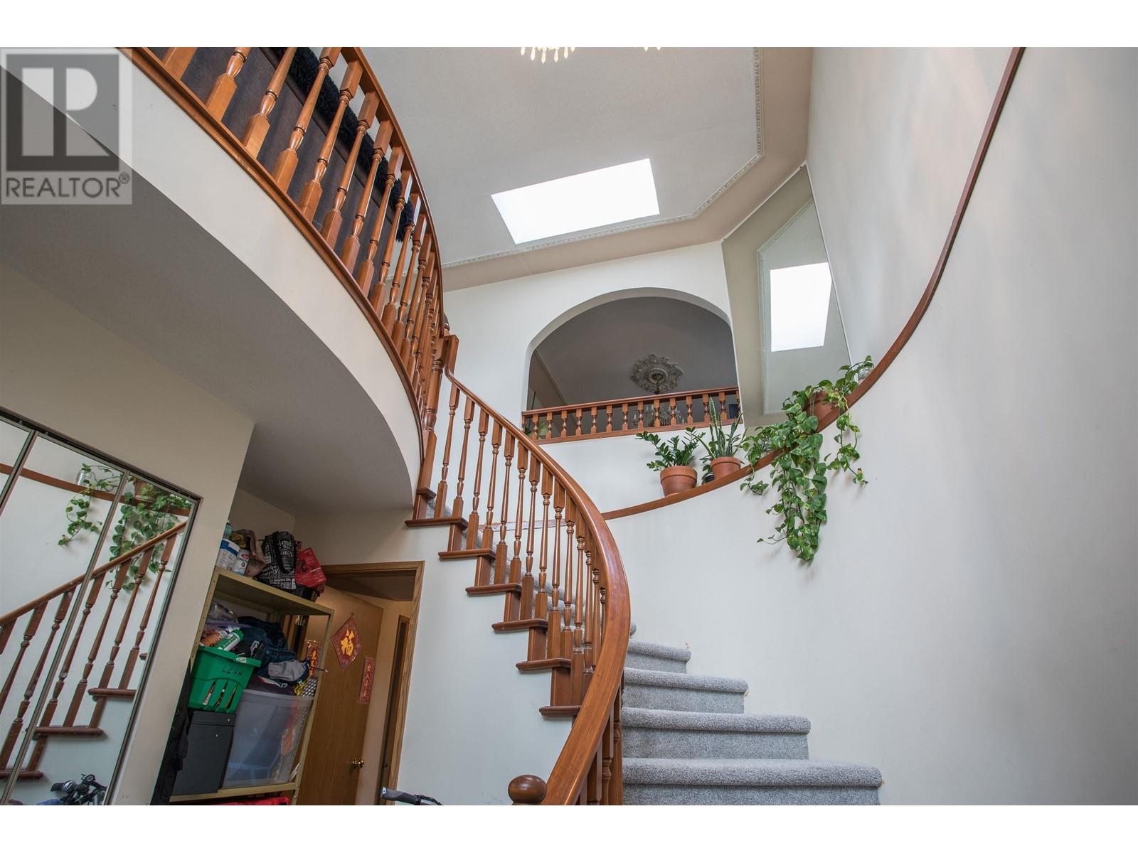 769 E 18th Avenue, Vancouver, British Columbia  V5V 1G6 - Photo 2 - R2972228