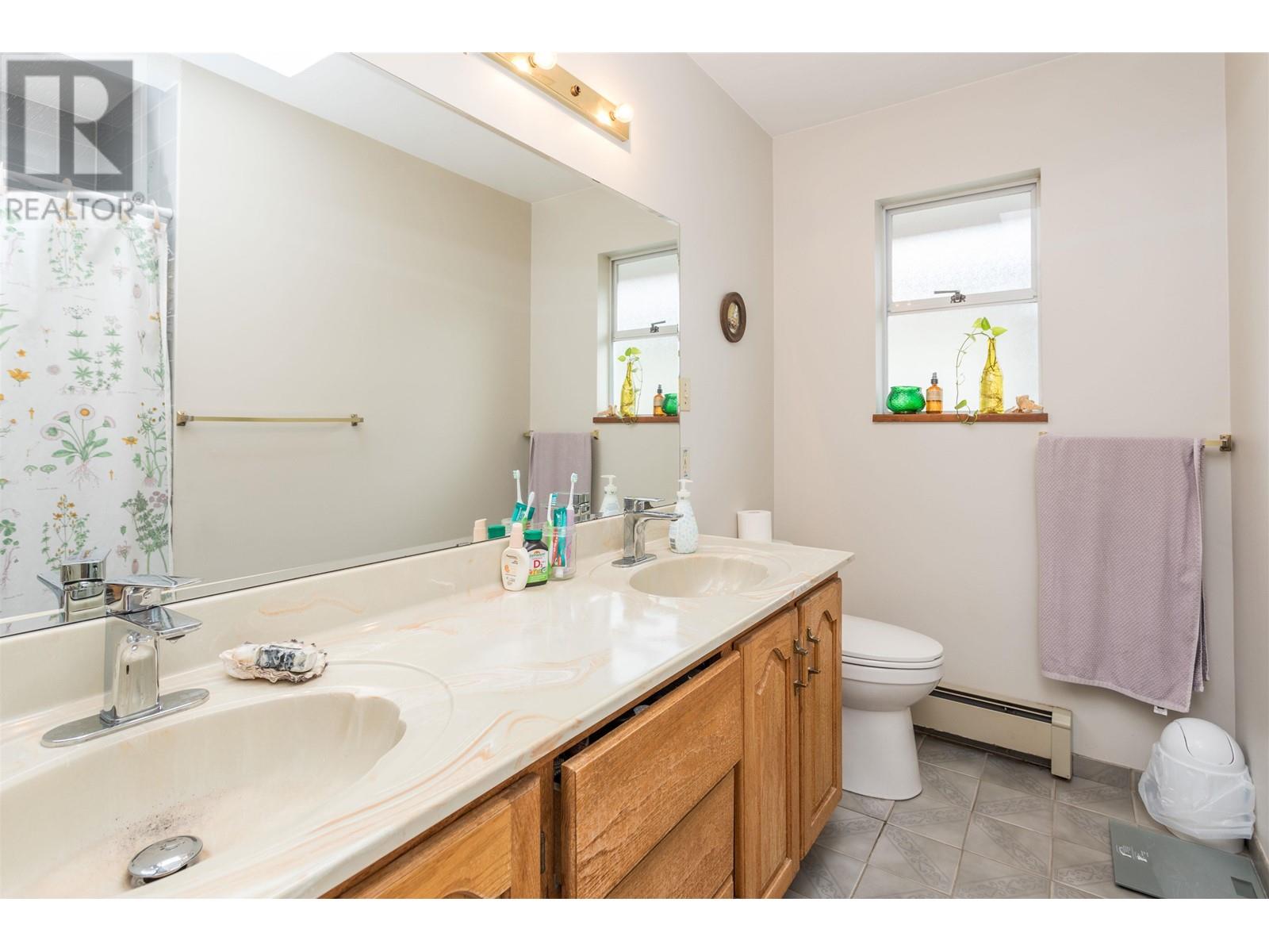 769 E 18th Avenue, Vancouver, British Columbia  V5V 1G6 - Photo 30 - R2972228