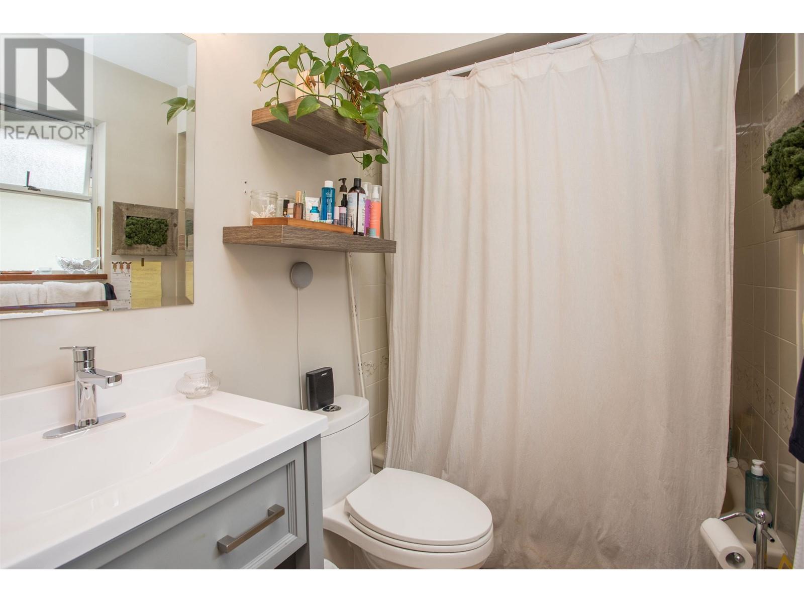769 E 18th Avenue, Vancouver, British Columbia  V5V 1G6 - Photo 31 - R2972228