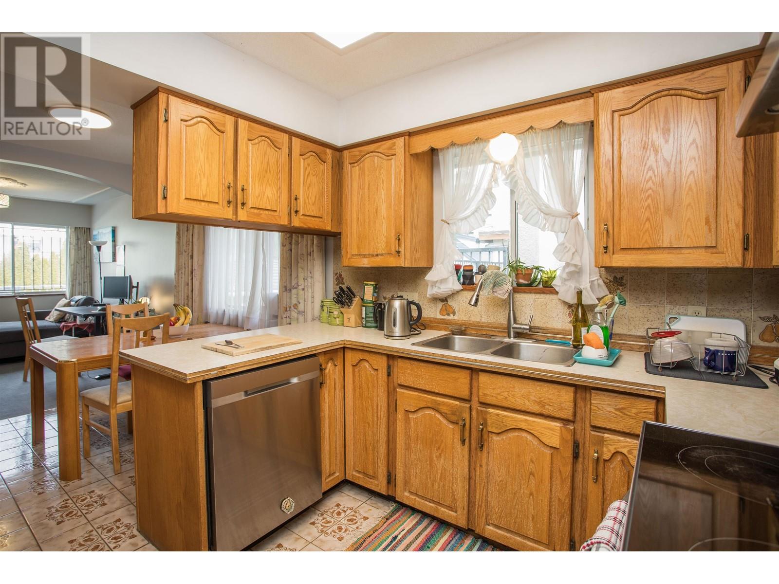 769 E 18th Avenue, Vancouver, British Columbia  V5V 1G6 - Photo 7 - R2972228