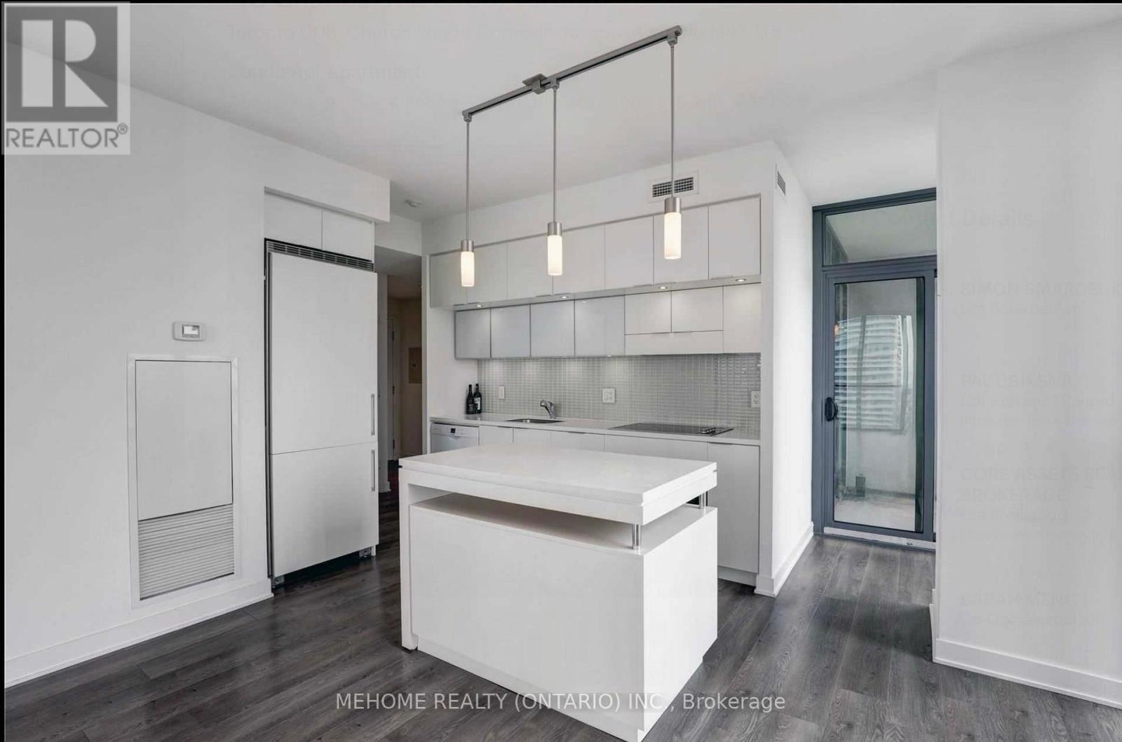Property at 2103 - 110 CHARLES STREET E image 3