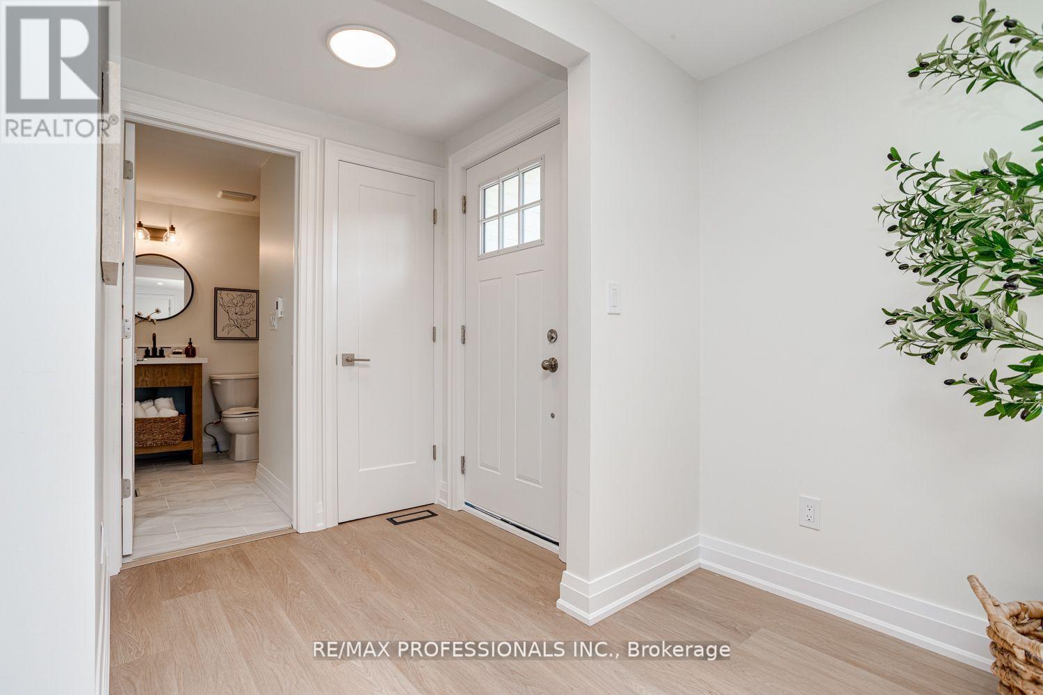 Property at 44 WILMOT TRAIL image 3