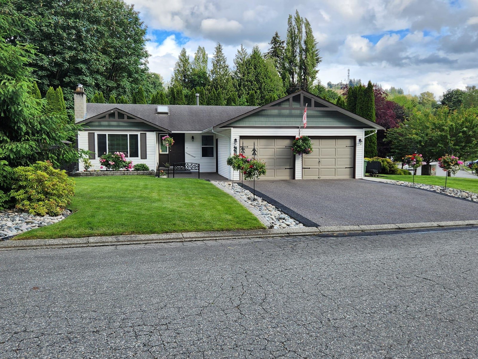 Property at 35168 SKEENA AVENUE image 1