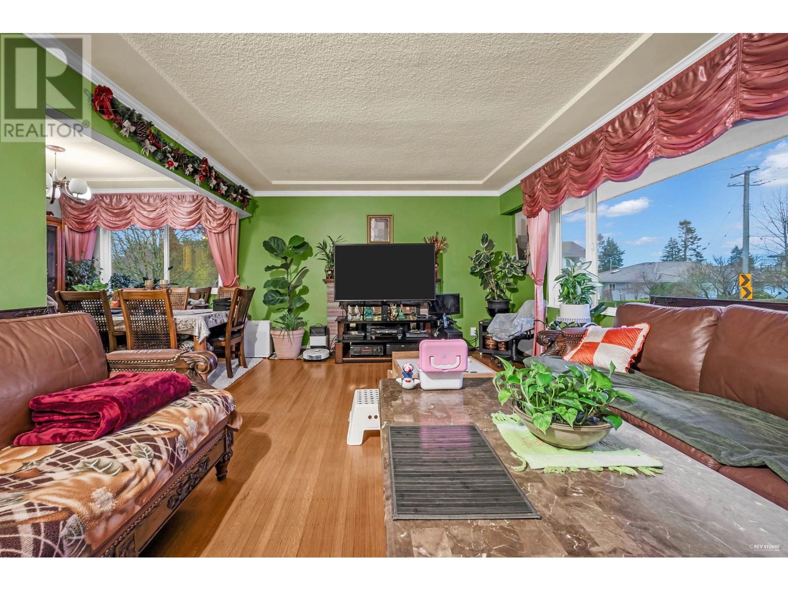 7993 Edmonds Street, Burnaby, British Columbia  V3N 1C1 - Photo 8 - R2970021