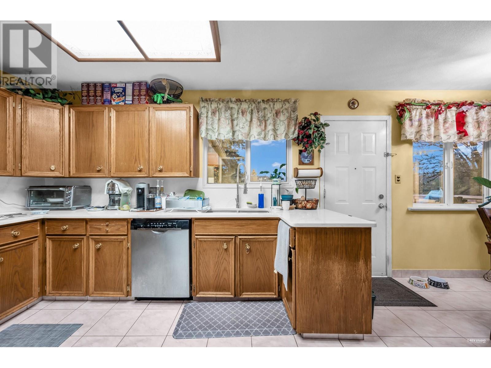 7993 Edmonds Street, Burnaby, British Columbia  V3N 1C1 - Photo 15 - R2970021