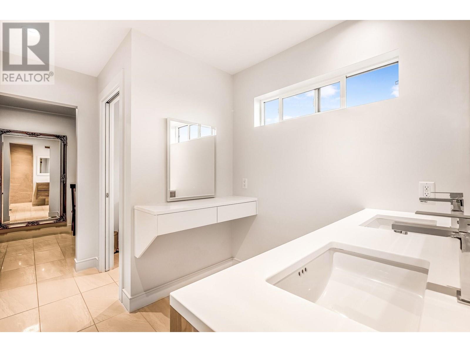 Property at 900 Stockley Street image 2