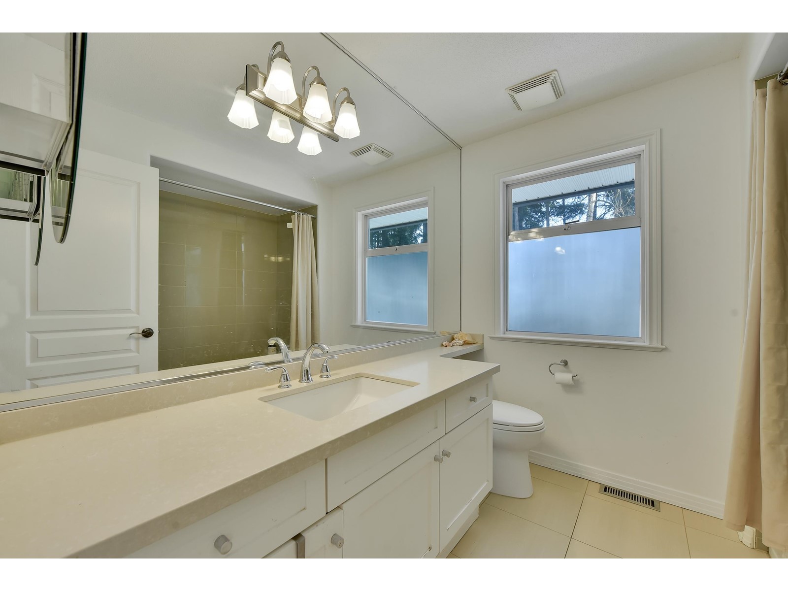 20232 3 Avenue, Langley, British Columbia  V2Z 1V8 - Photo 13 - R2971094
