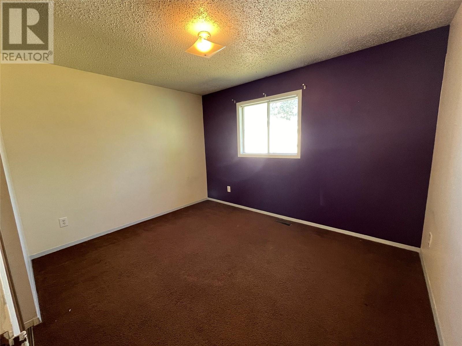 132 Spruce Avenue, Tumbler Ridge, British Columbia  V0C 2W0 - Photo 10 - 10336963