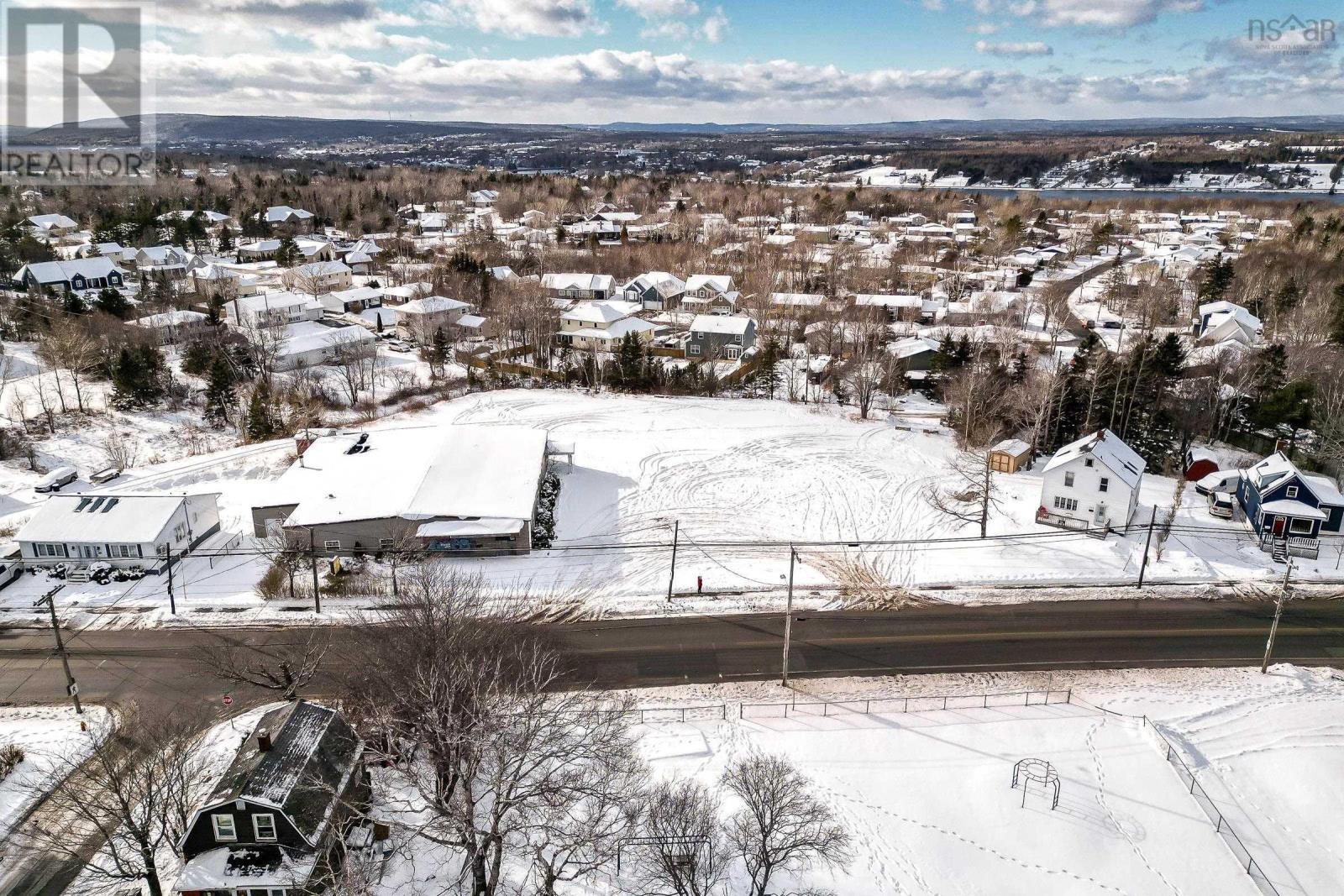 554 Alexandra Street Street, Sydney, Nova Scotia  B1S 2G8 - Photo 4 - 202503958