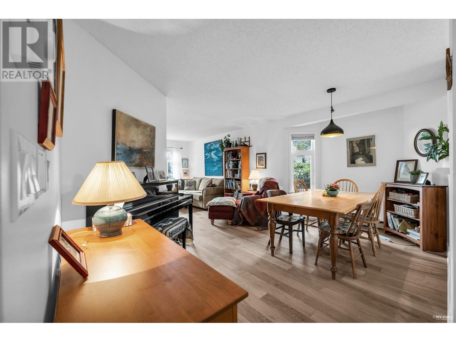 104 2800 Chesterfield Avenue, North Vancouver, British Columbia  V7N 4M1 - Photo 10 - R2972255
