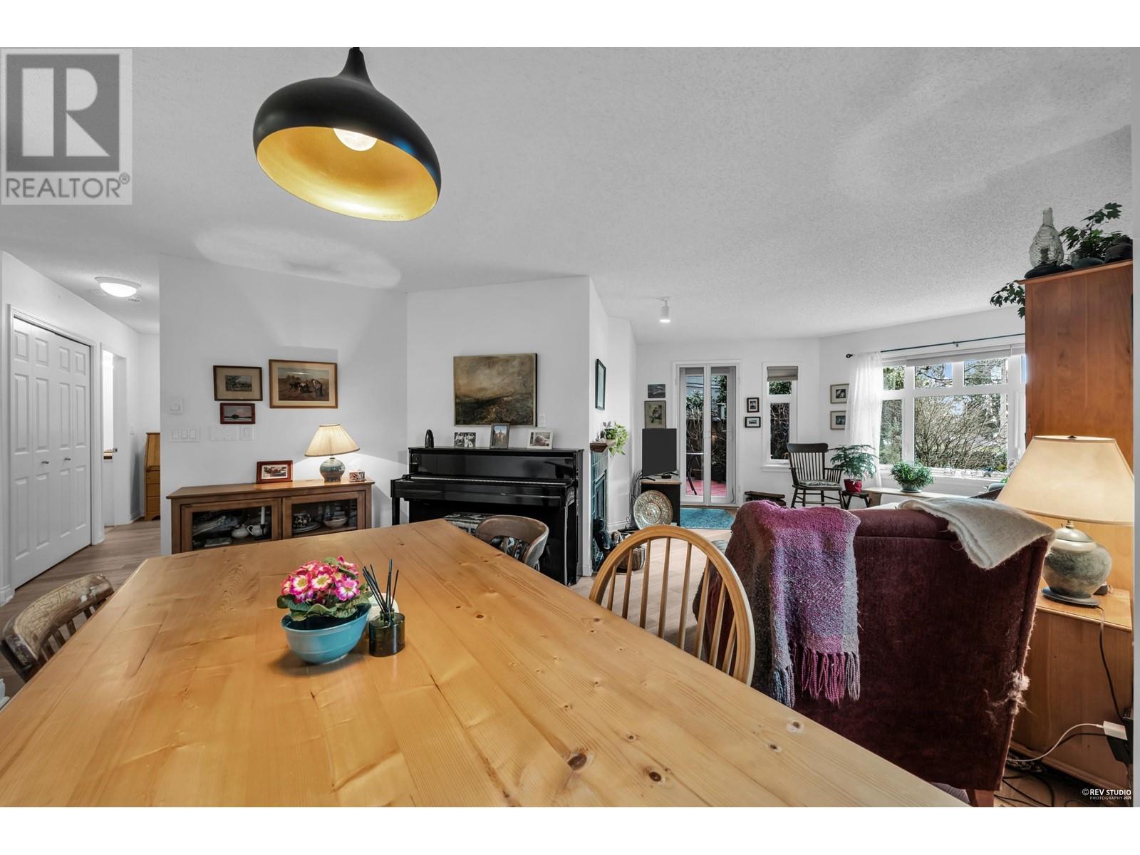 104 2800 Chesterfield Avenue, North Vancouver, British Columbia  V7N 4M1 - Photo 12 - R2972255