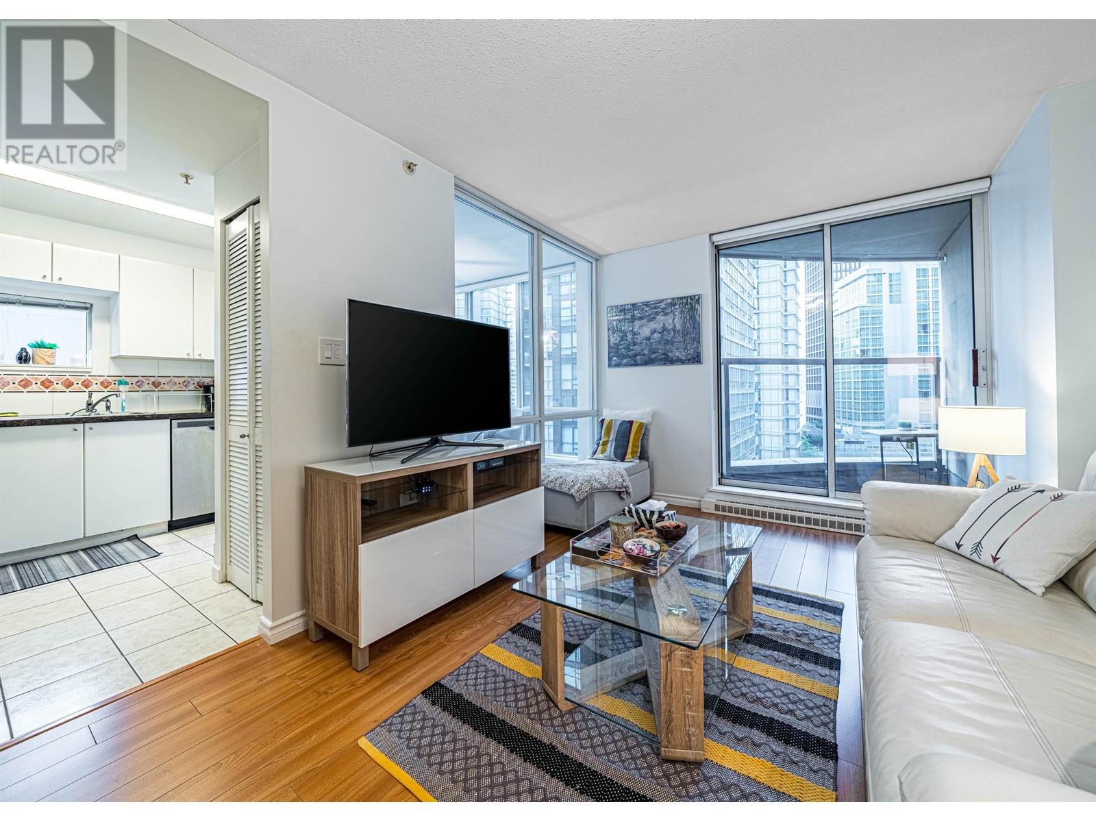 903 1166 Melville Street, Vancouver, British Columbia  V6E 4P6 - Photo 2 - R2972276
