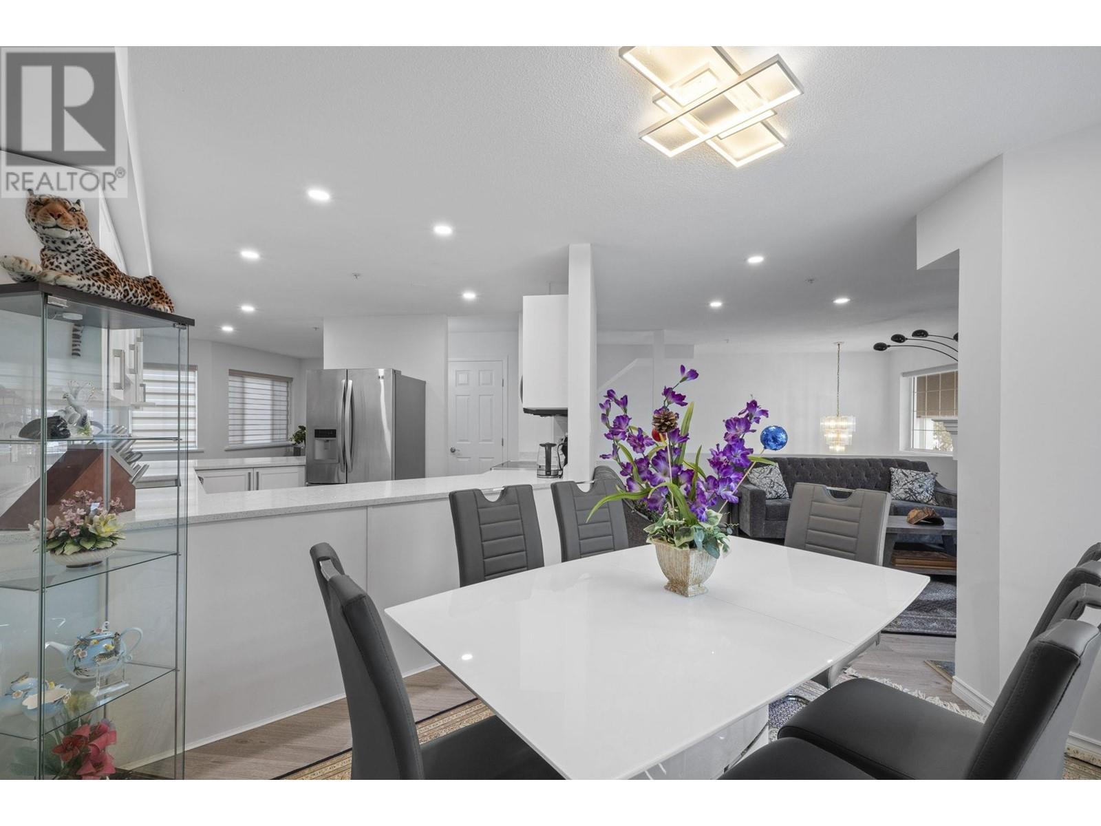 11 2615 Shaftsbury Avenue, Port Coquitlam, British Columbia  V3C 6N1 - Photo 7 - R2972297