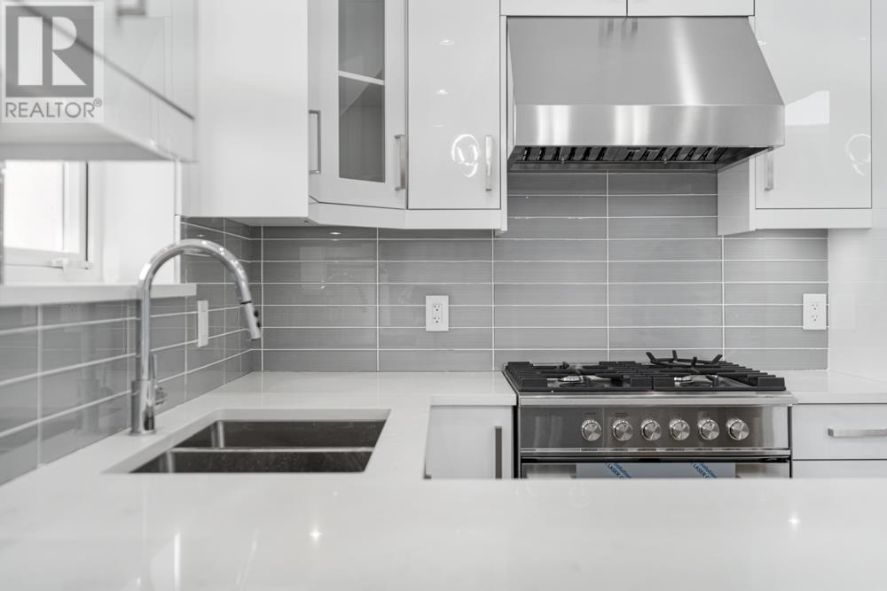 6749 Knight Street, Vancouver, British Columbia  V5P 2W4 - Photo 12 - R2971953