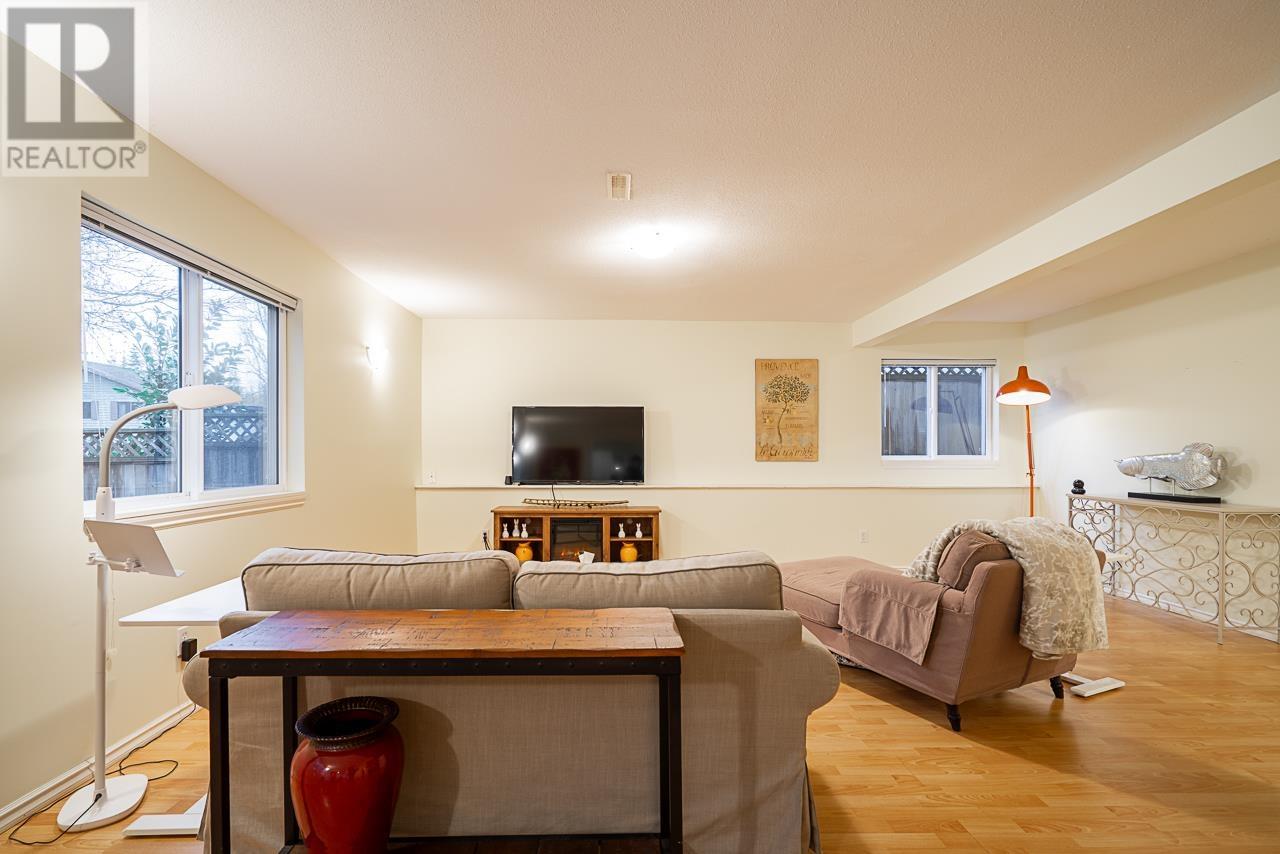 10992 241 Street, Maple Ridge, British Columbia  V2W 1H7 - Photo 31 - R2972232