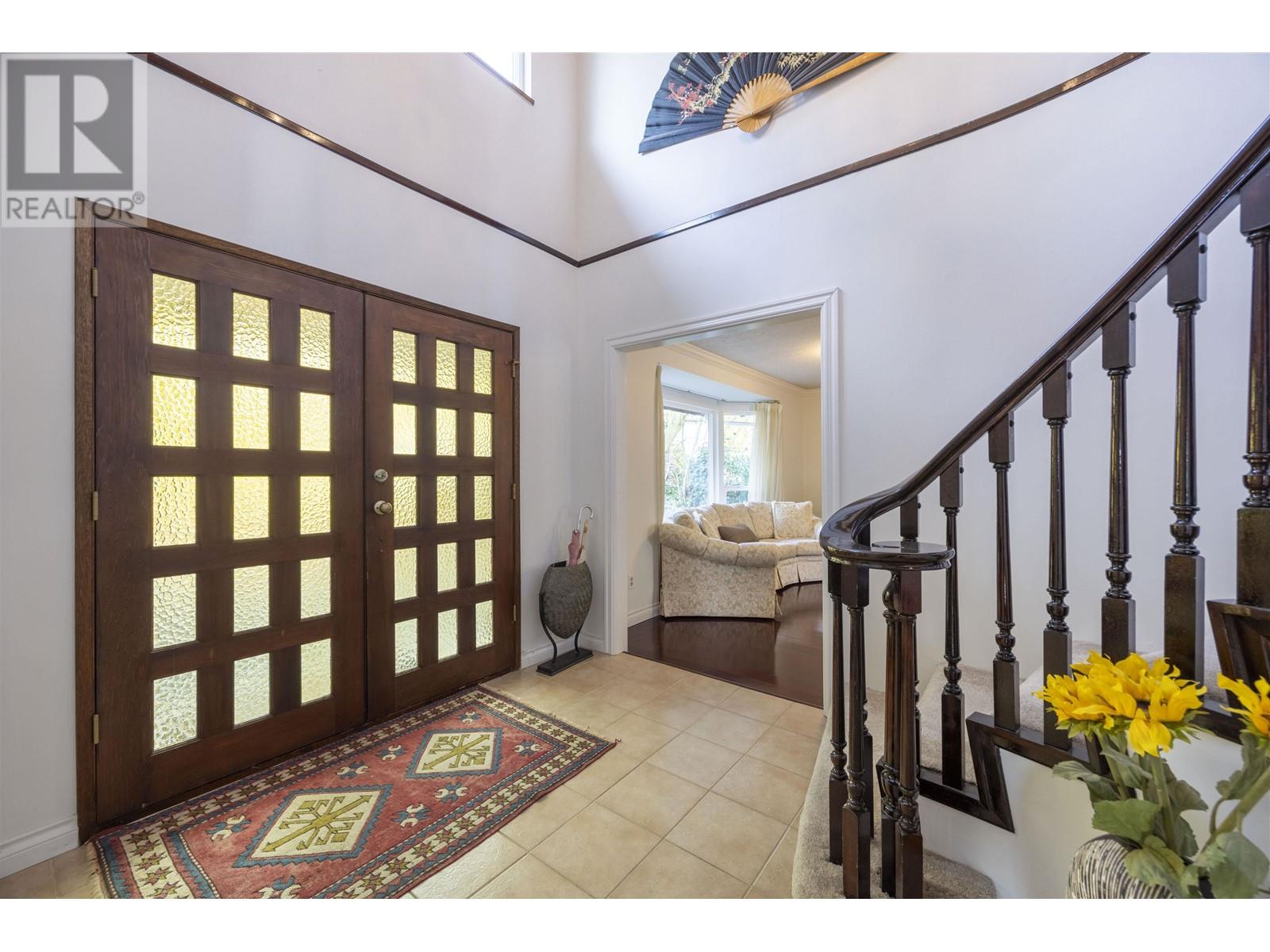 1310 Glen Abbey Drive, Burnaby, British Columbia  V5A 3Y4 - Photo 6 - R2972243