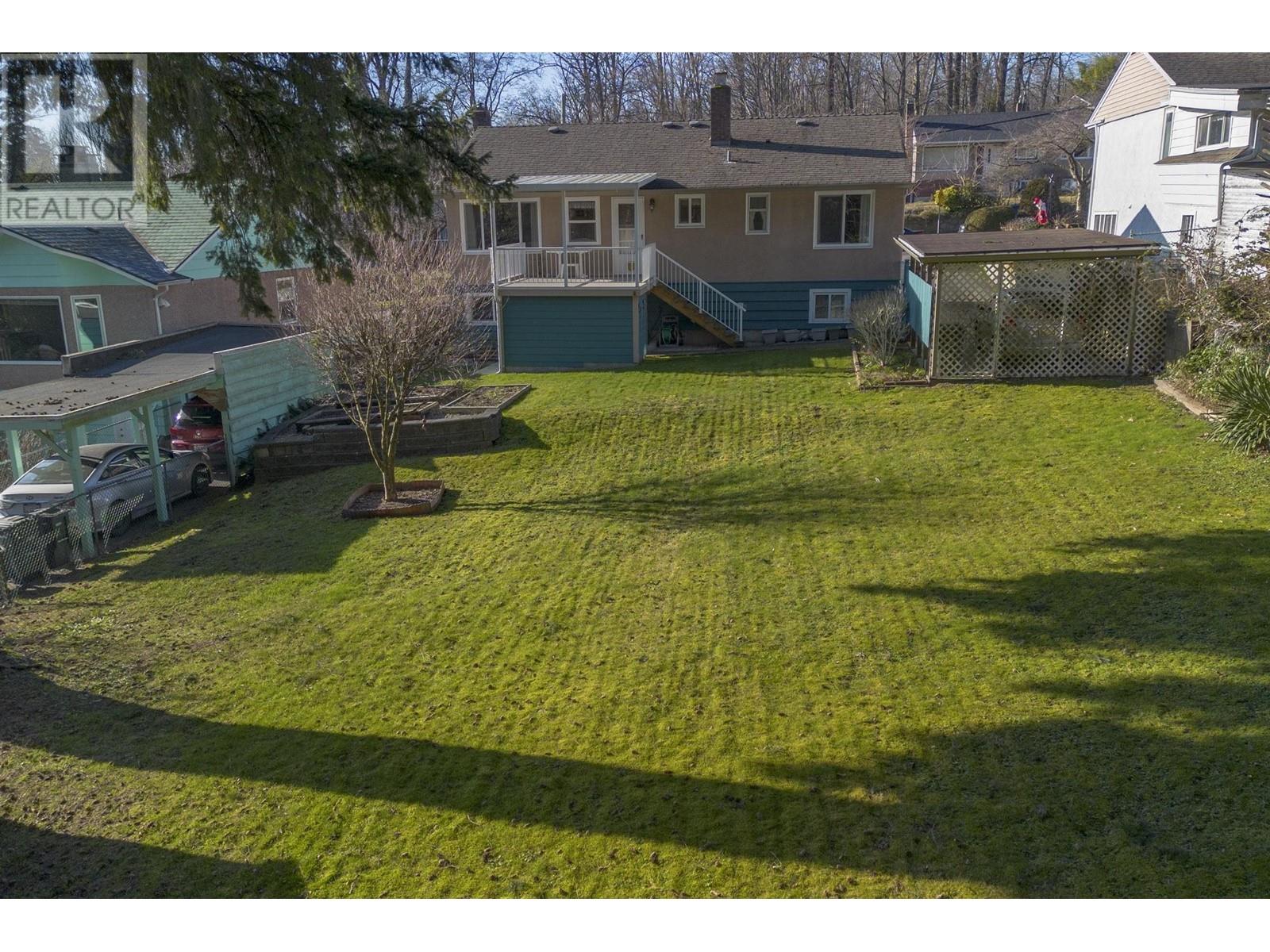 8222 Joffre Avenue, Burnaby, British Columbia  V5J 3L3 - Photo 35 - R2972300