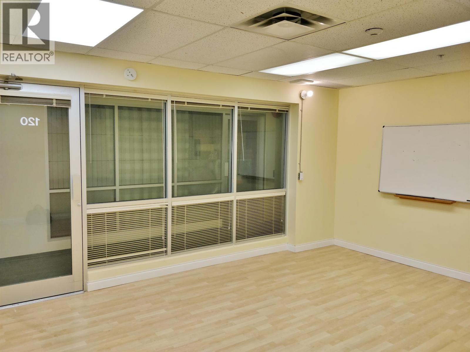 120 2238 Kingsway, Vancouver, British Columbia  V5N 2T7 - Photo 1 - C8067108