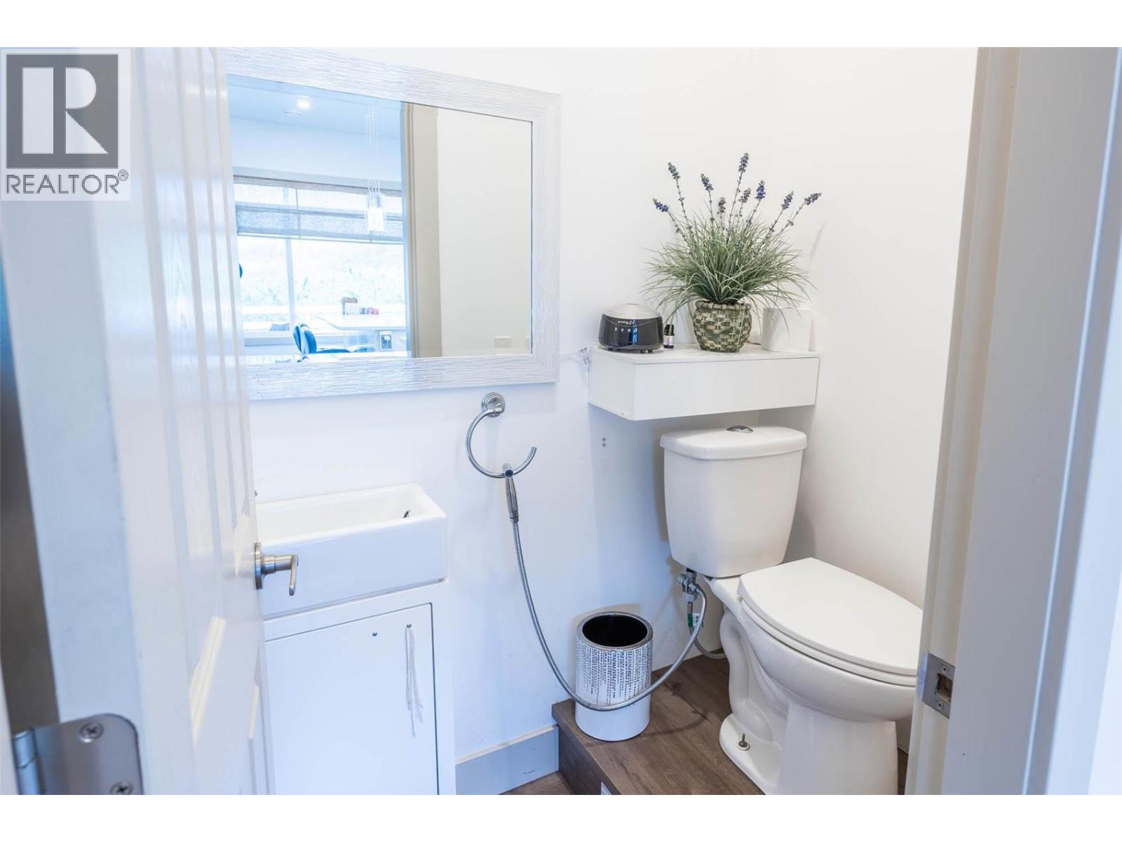 11938 Oceola Road, Lake Country, British Columbia  V4V 1H1 - Photo 14 - 10336857