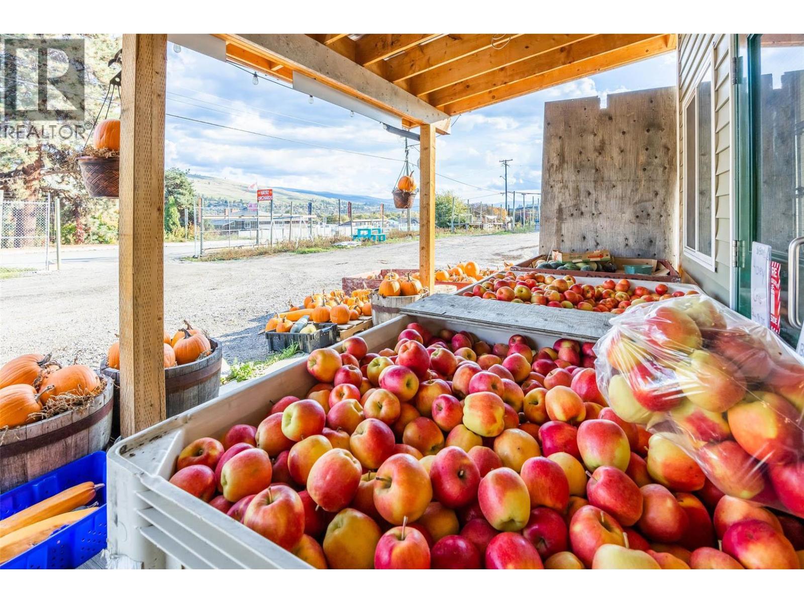 11938 Oceola Road, Lake Country, British Columbia  V4V 1H1 - Photo 40 - 10336857