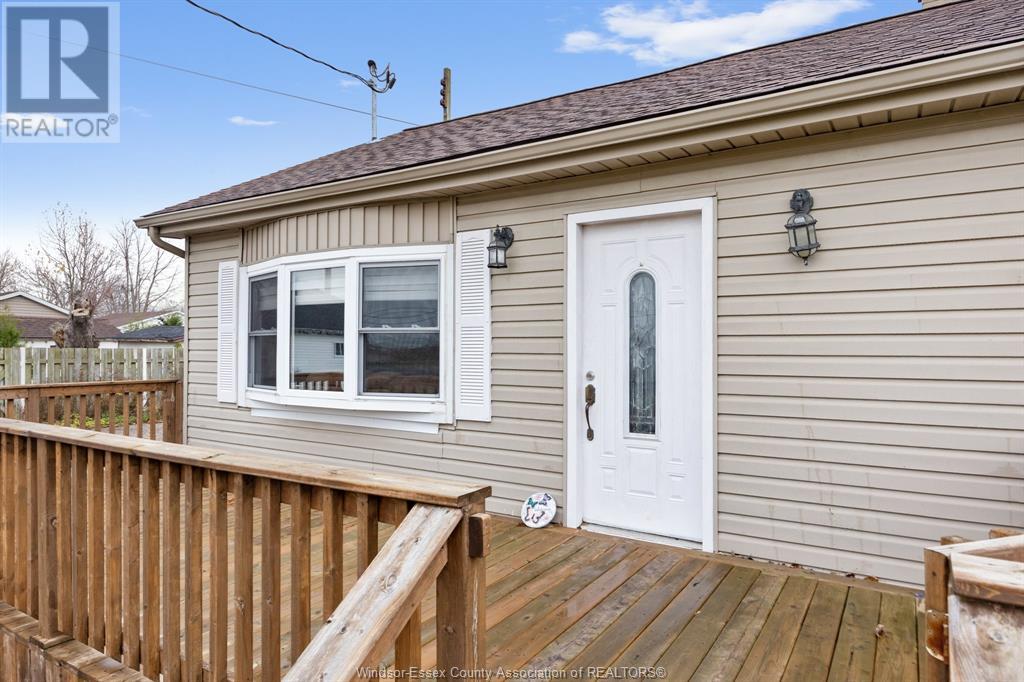 525 Highway 77, Leamington, Ontario  N8H 3V8 - Photo 1 - 25004902