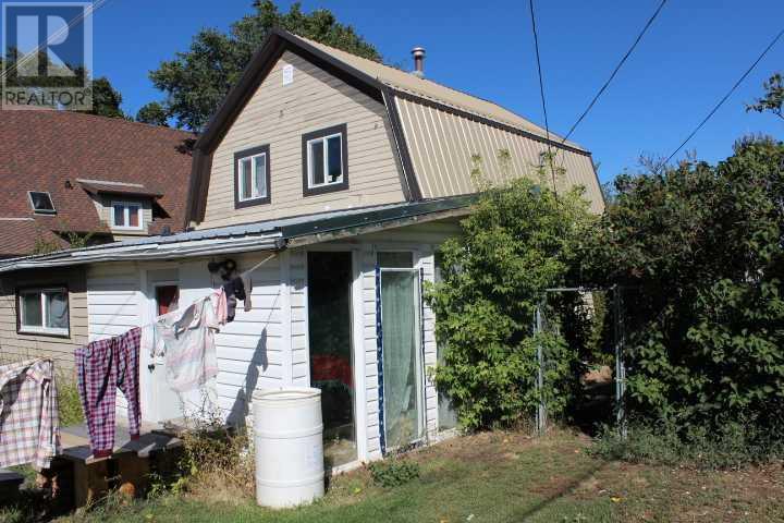 309 Centre Street N, Bow Island, Alberta  T0K 0G0 - Photo 2 - A2198694