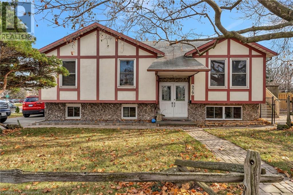 979 GARTH Street, Hamilton, Ontario