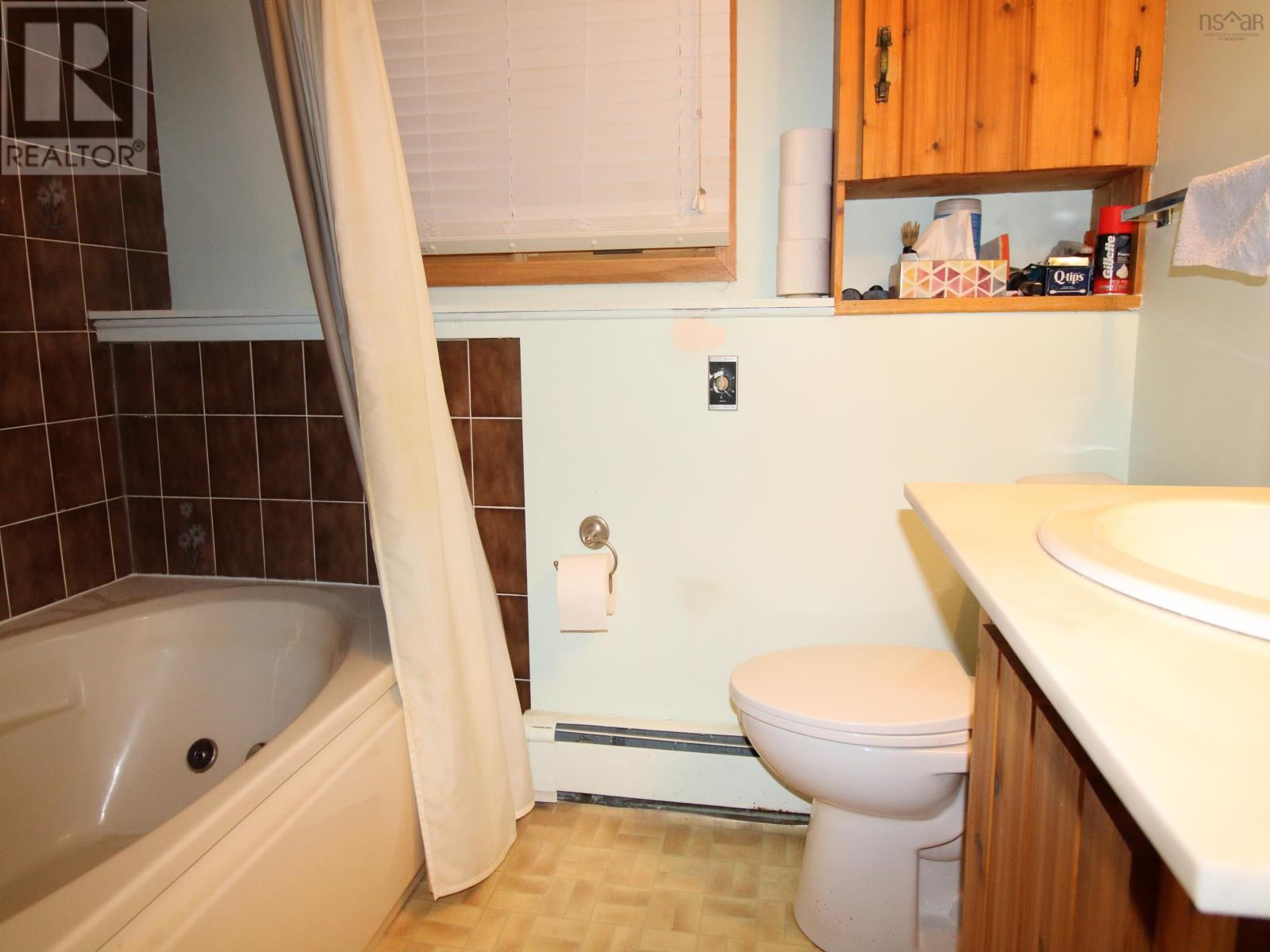 6 Mill Court, Bedford, Nova Scotia  B4A 3A9 - Photo 24 - 202501321