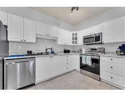 115 5677 208 STREET, Langley, British Columbia