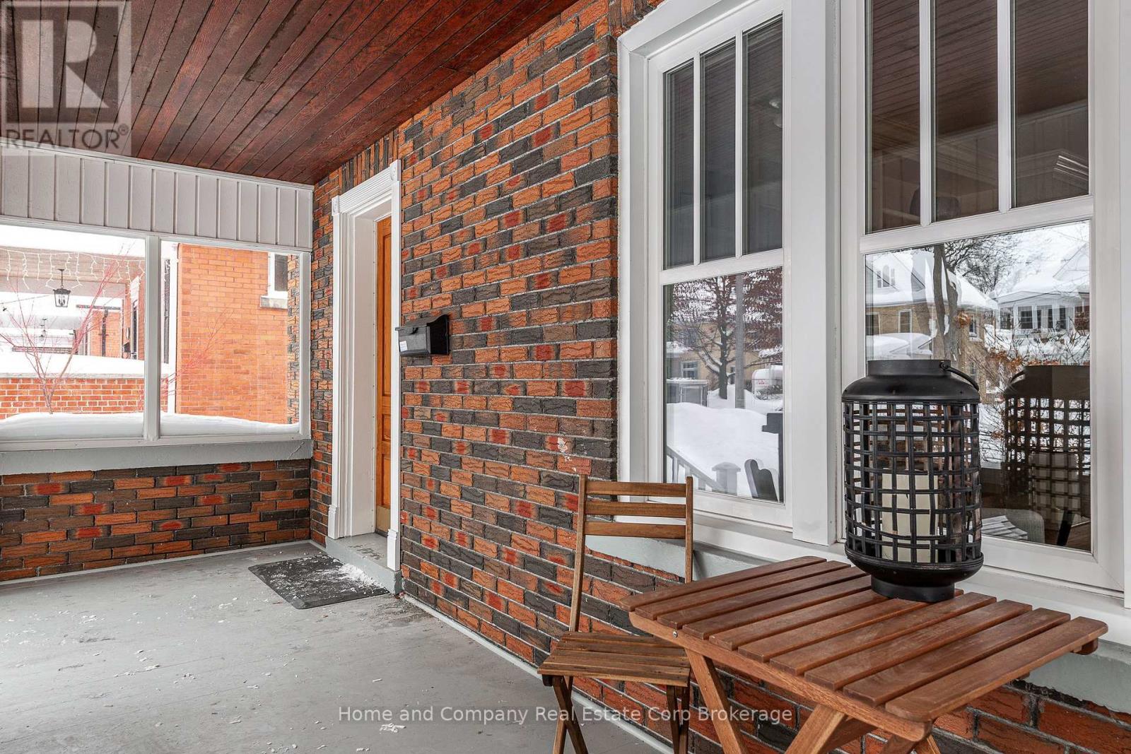 Property at 211 DOUGLAS STREET image 2