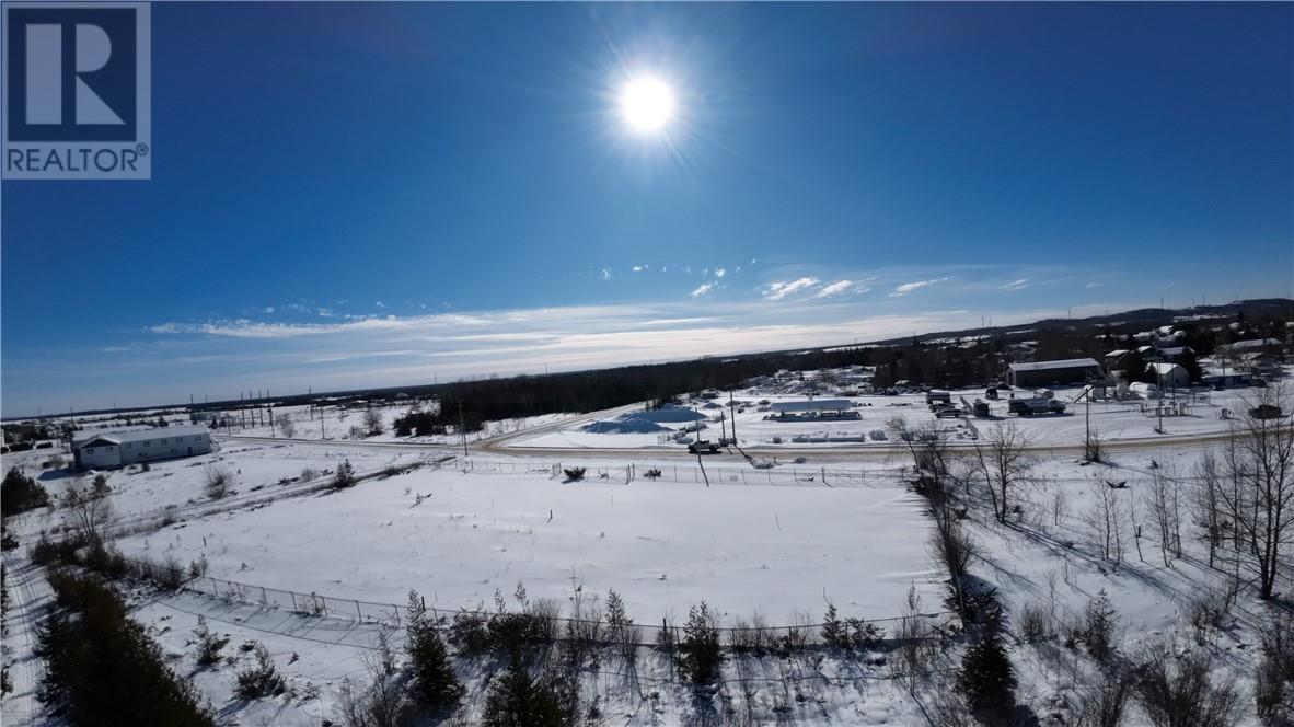 74 Vankoughnet Street E, Little Current, Ontario  P0P 1K0 - Photo 11 - 2120974
