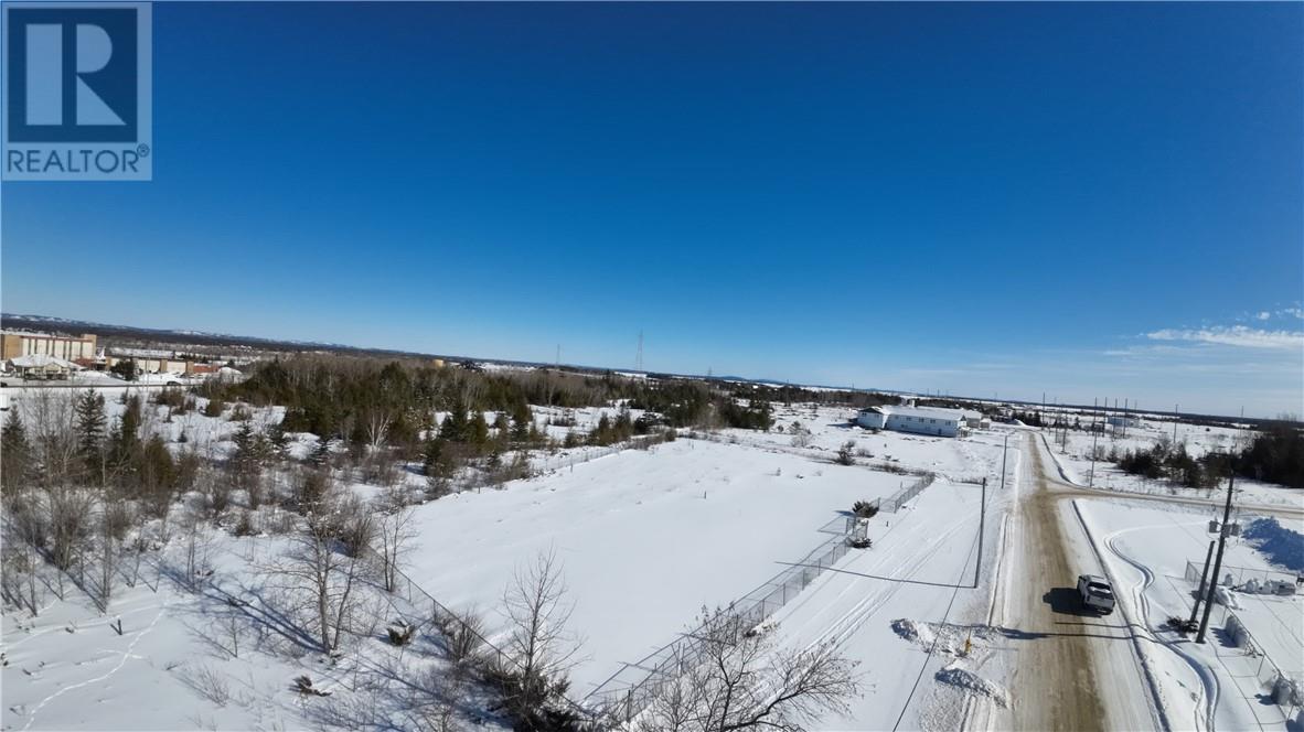 74 Vankoughnet Street E, Little Current, Ontario  P0P 1K0 - Photo 15 - 2120974