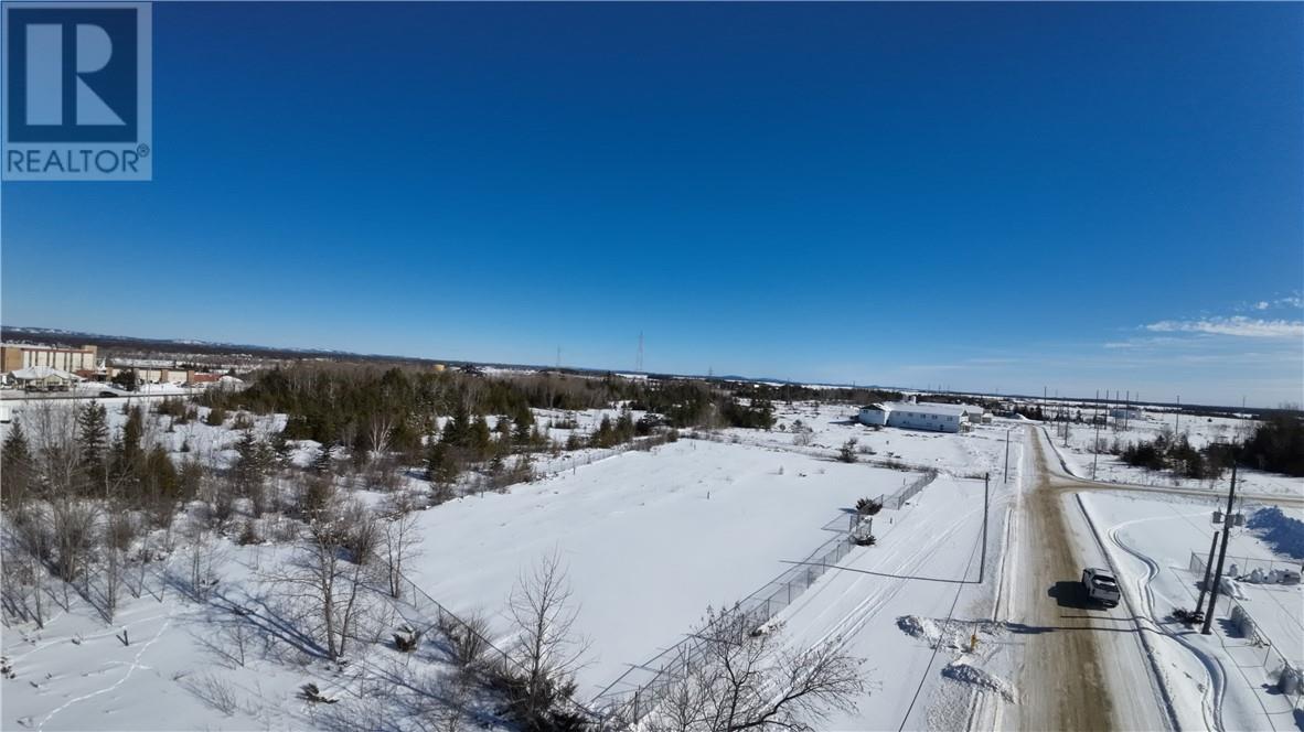 74 Vankoughnet Street E, Little Current, Ontario  P0P 1K0 - Photo 16 - 2120974