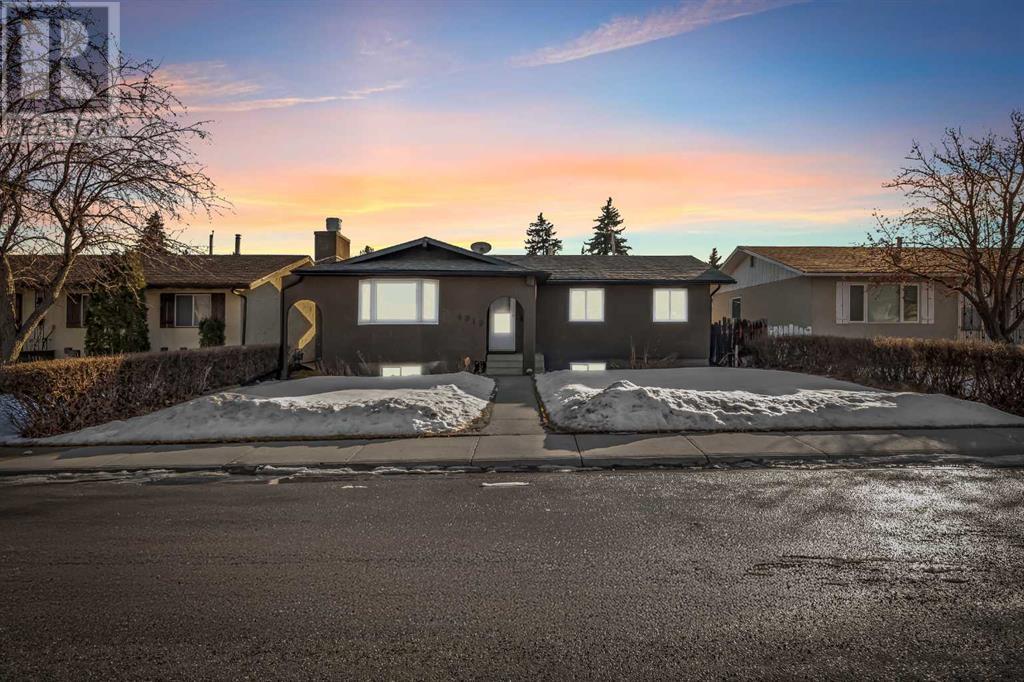 Property at 4919 Marcombe Road NE image 3