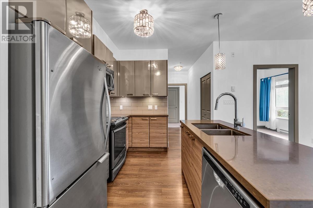 Listing Picture 11 of 29 : 103 6875 DUNBLANE AVENUE, Burnaby / 本拿比 - 魯藝地產 Yvonne Lu Group - MLS Medallion Club Member