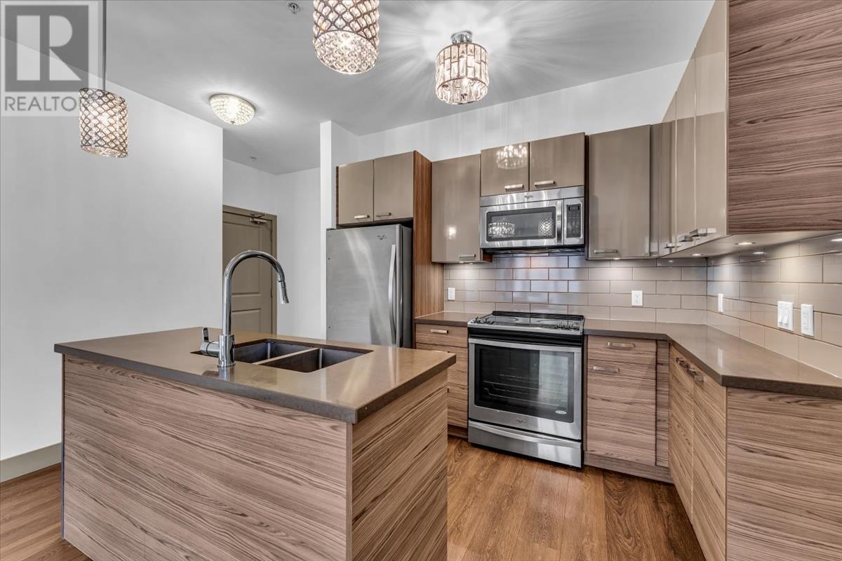 Listing Picture 12 of 29 : 103 6875 DUNBLANE AVENUE, Burnaby / 本拿比 - 魯藝地產 Yvonne Lu Group - MLS Medallion Club Member