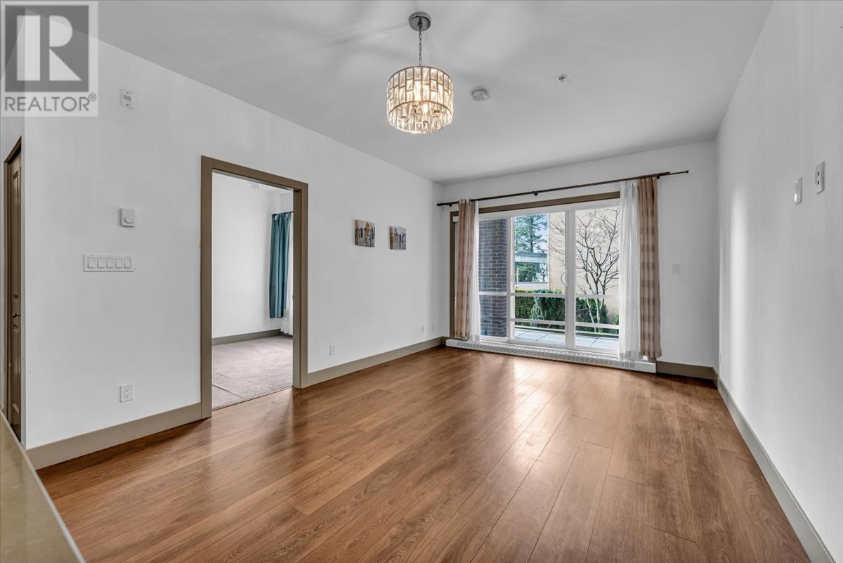 Listing Picture 13 of 29 : 103 6875 DUNBLANE AVENUE, Burnaby / 本拿比 - 魯藝地產 Yvonne Lu Group - MLS Medallion Club Member