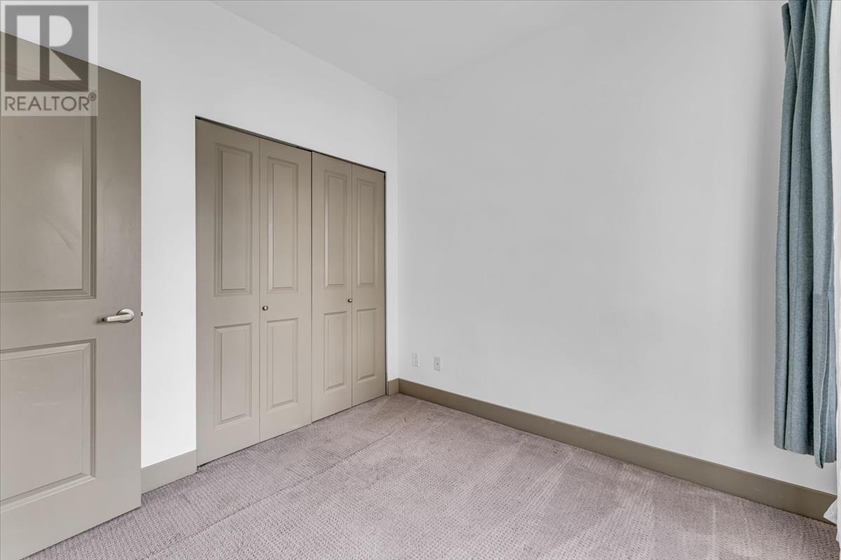 Listing Picture 15 of 29 : 103 6875 DUNBLANE AVENUE, Burnaby / 本拿比 - 魯藝地產 Yvonne Lu Group - MLS Medallion Club Member