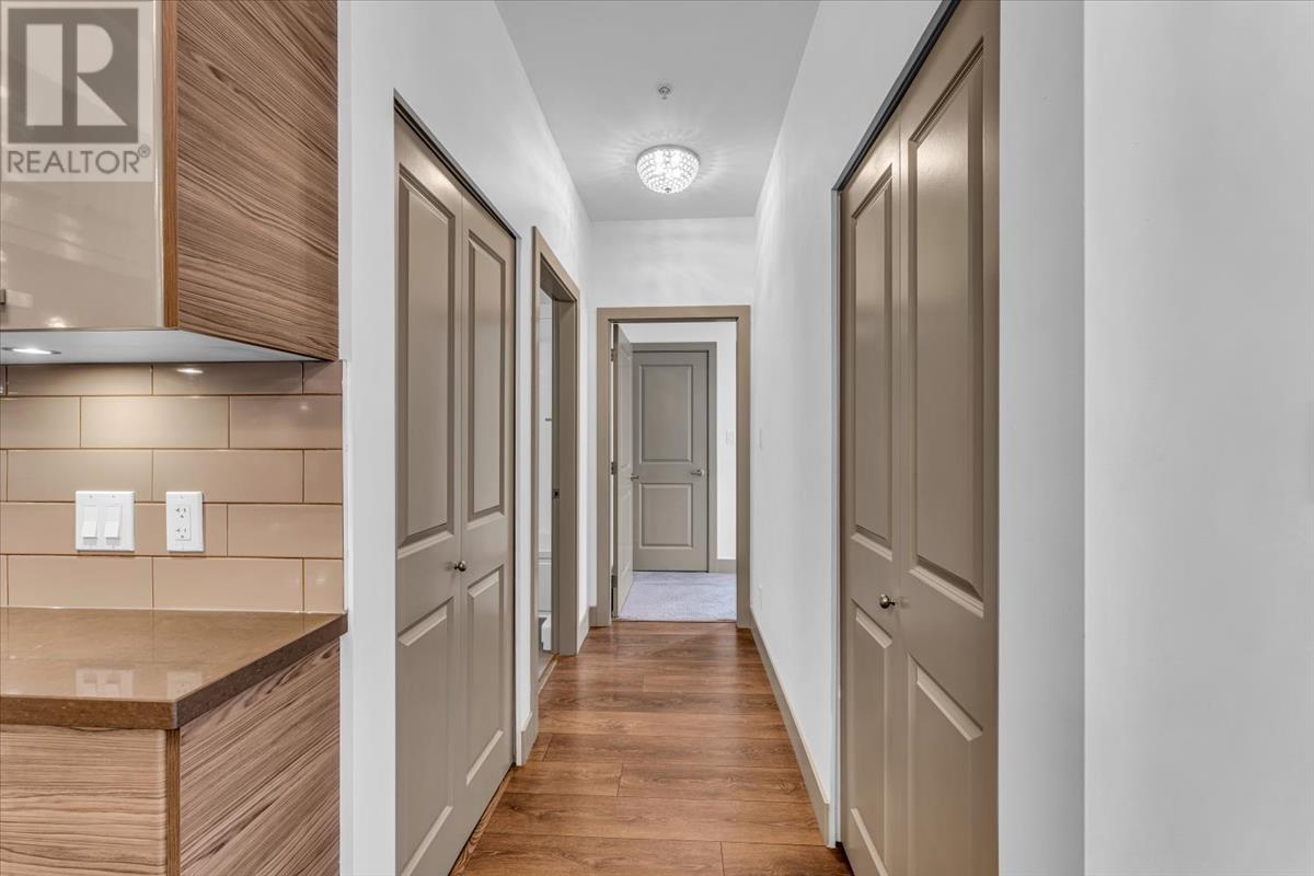 Listing Picture 16 of 29 : 103 6875 DUNBLANE AVENUE, Burnaby / 本拿比 - 魯藝地產 Yvonne Lu Group - MLS Medallion Club Member