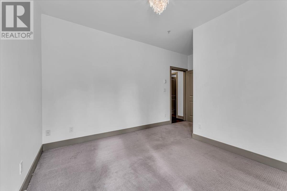 Listing Picture 22 of 29 : 103 6875 DUNBLANE AVENUE, Burnaby / 本拿比 - 魯藝地產 Yvonne Lu Group - MLS Medallion Club Member