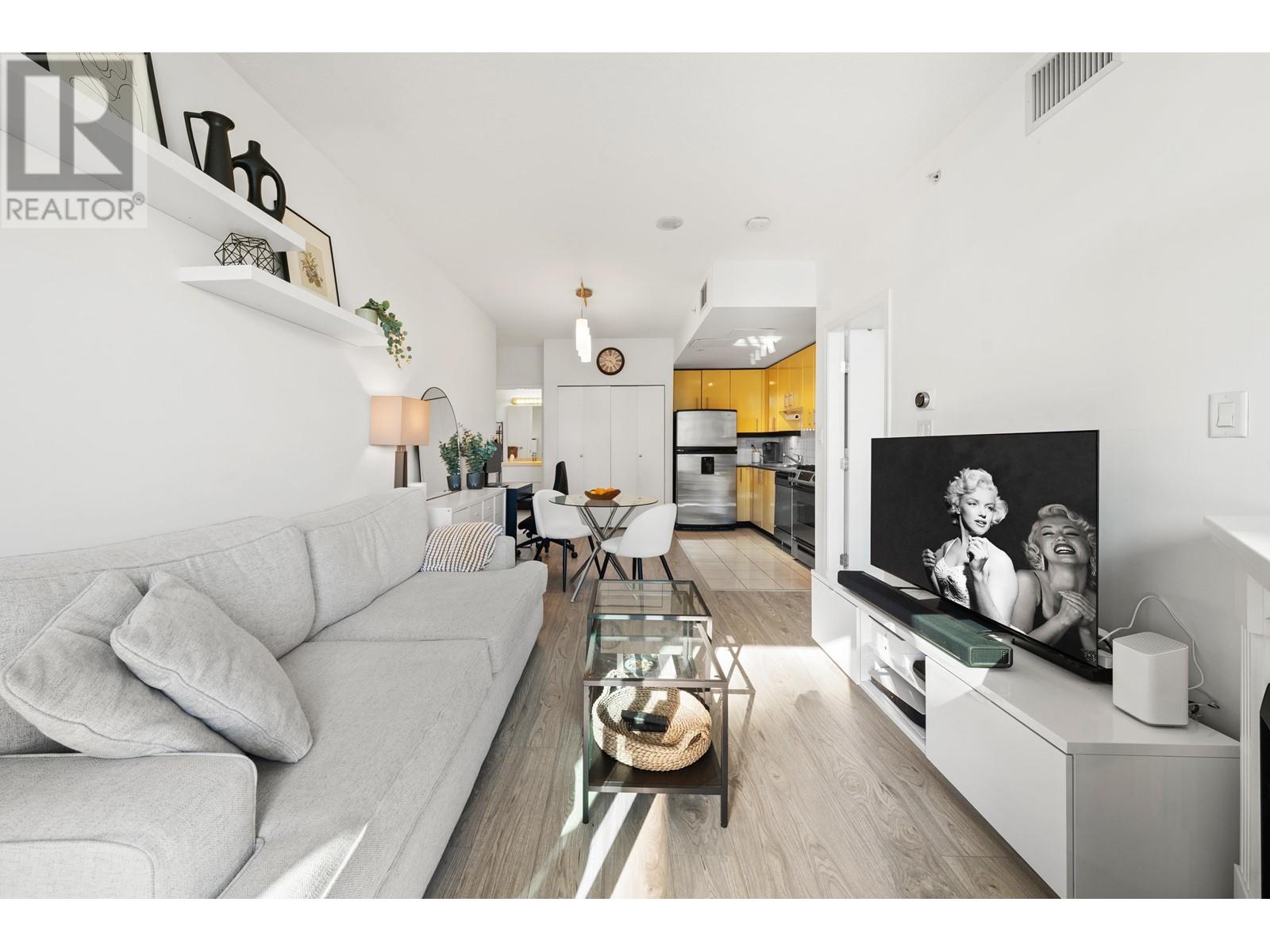 704 168 E Esplanade Avenue, North Vancouver, British Columbia  V7L 4X8 - Photo 11 - R2972319