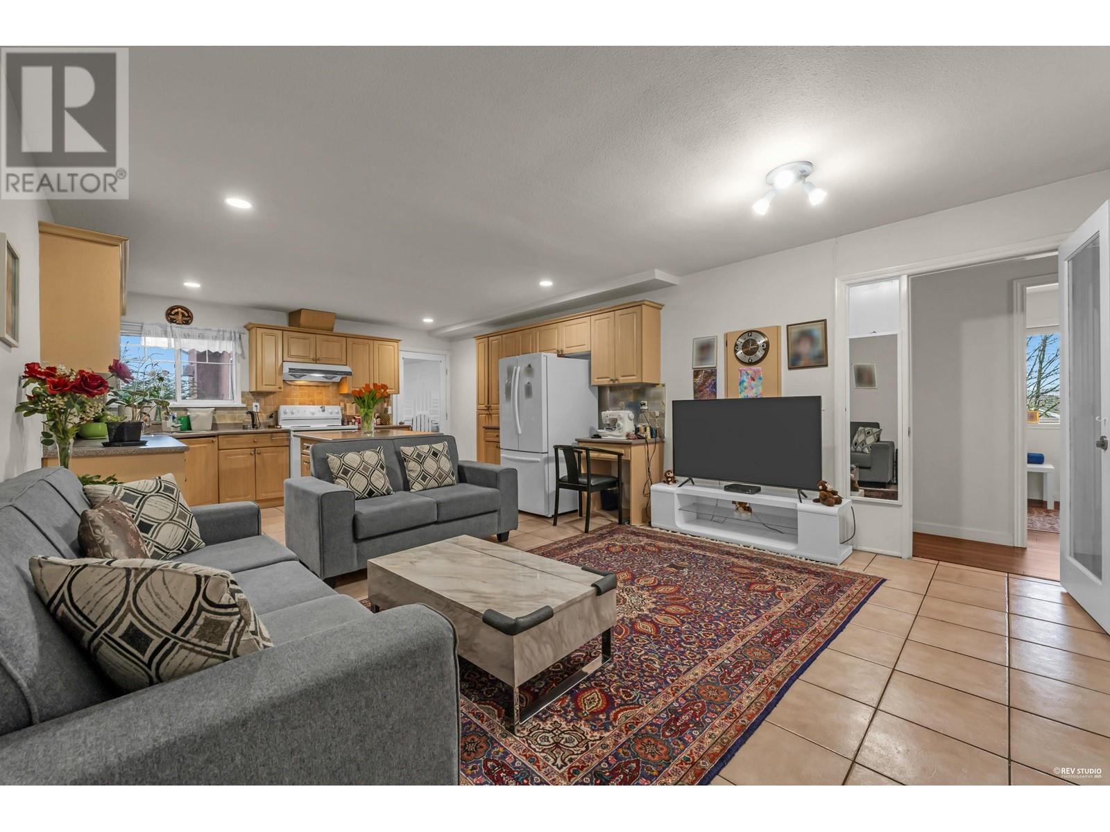 2820 Boundary Road, Burnaby, British Columbia  V5M 3Z8 - Photo 19 - R2972326