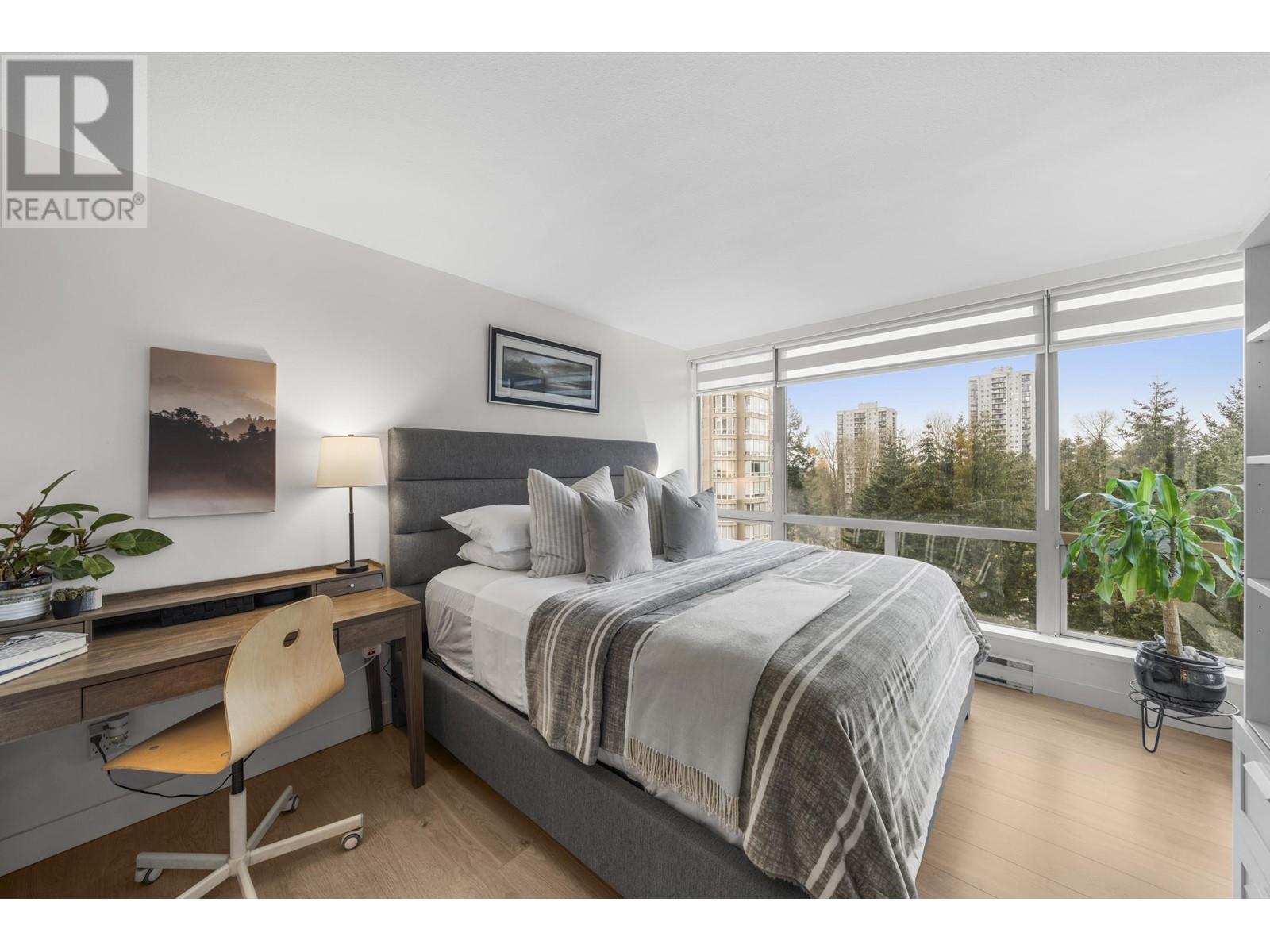 Listing Picture 21 of 29 : 905 9633 MANCHESTER DRIVE, Burnaby / 本拿比 - 魯藝地產 Yvonne Lu Group - MLS Medallion Club Member