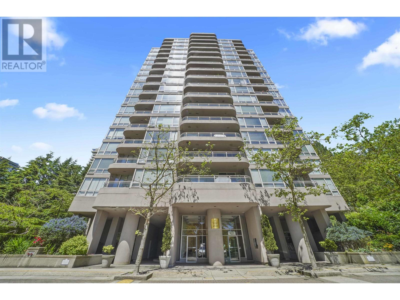 Listing Picture 28 of 29 : 905 9633 MANCHESTER DRIVE, Burnaby / 本拿比 - 魯藝地產 Yvonne Lu Group - MLS Medallion Club Member