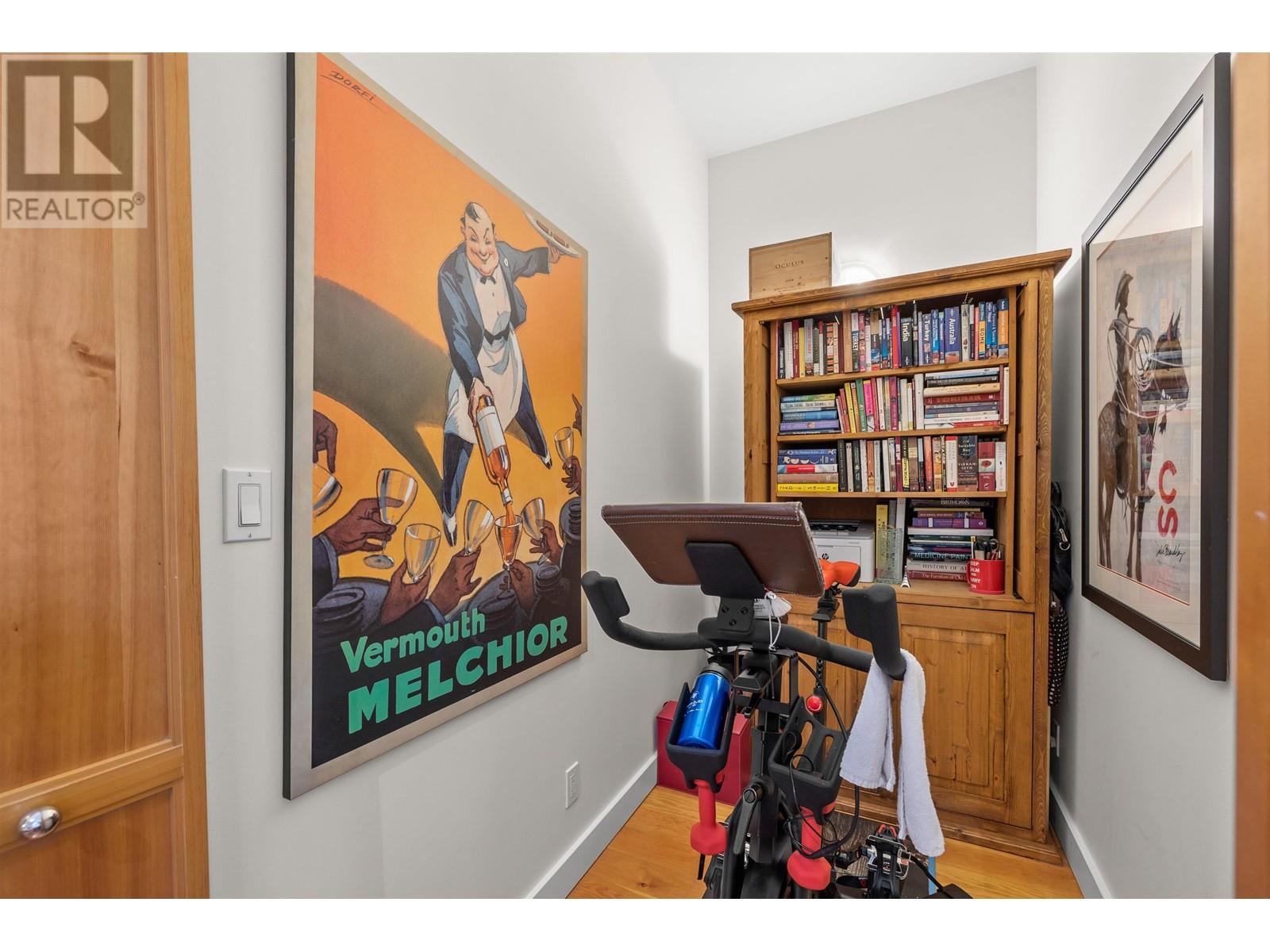 Listing Picture 16 of 40 : 201 2515 ONTARIO STREET, Vancouver / 溫哥華 - 魯藝地產 Yvonne Lu Group - MLS Medallion Club Member