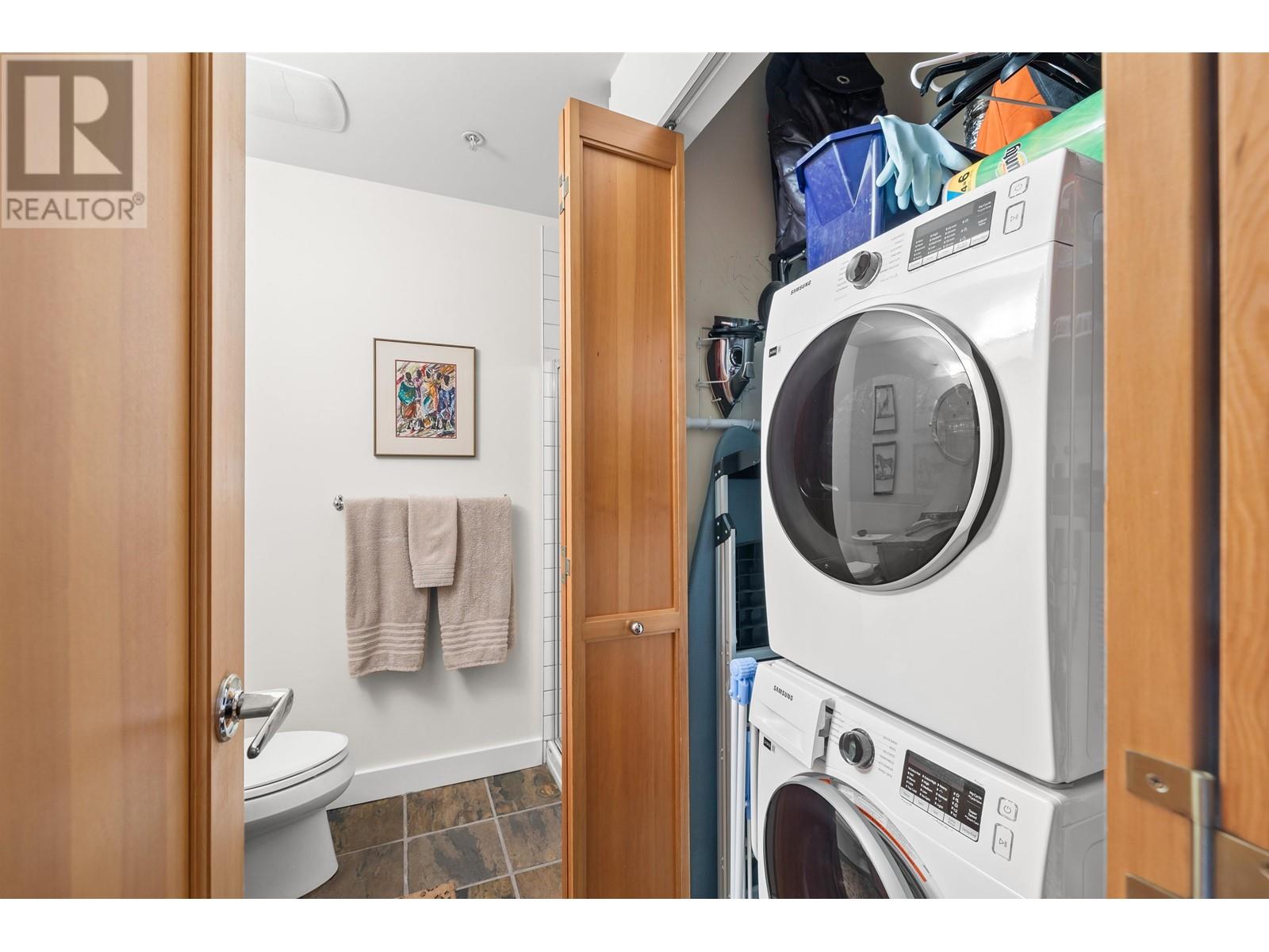 Listing Picture 23 of 40 : 201 2515 ONTARIO STREET, Vancouver / 溫哥華 - 魯藝地產 Yvonne Lu Group - MLS Medallion Club Member