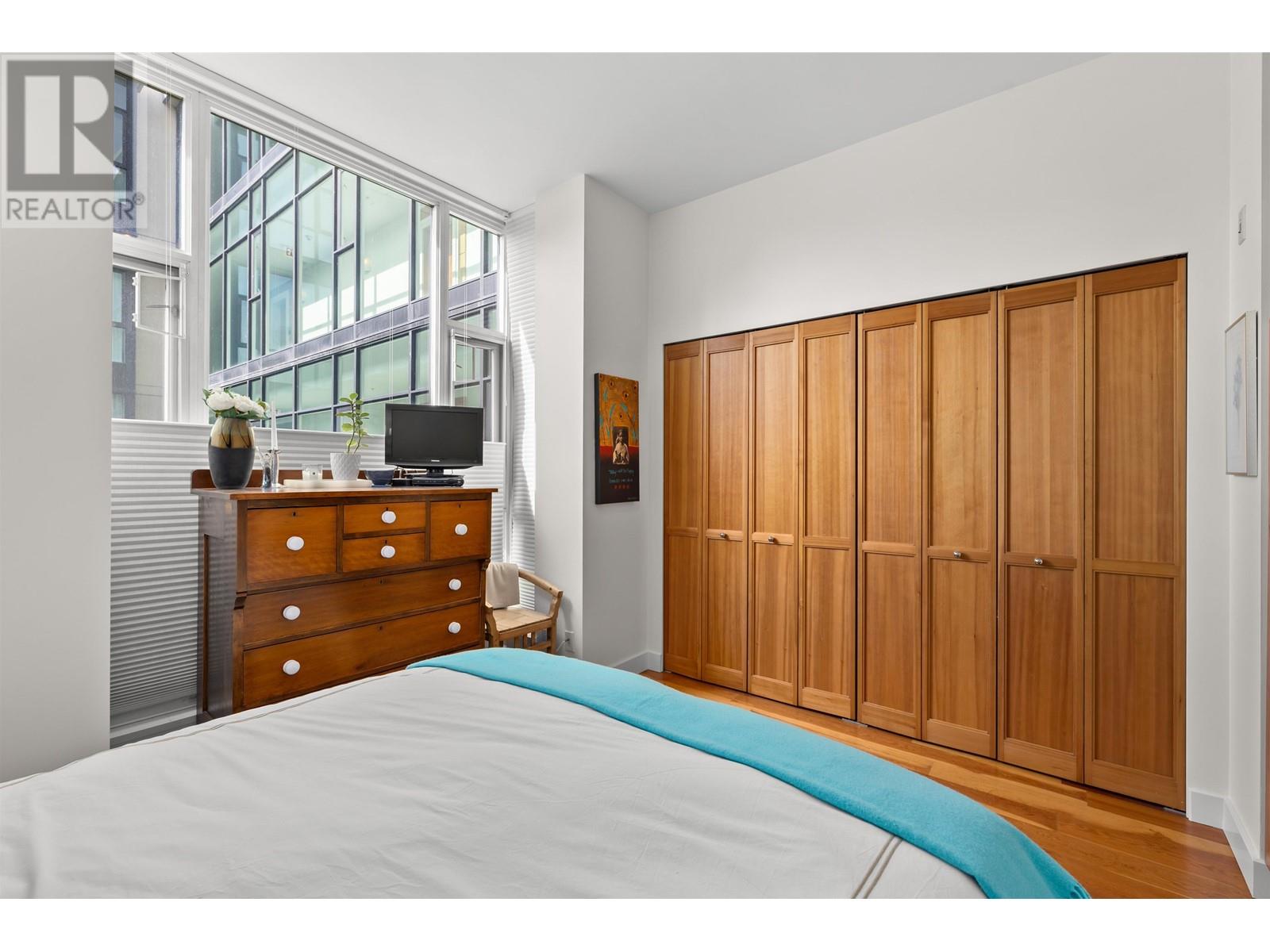 Listing Picture 26 of 40 : 201 2515 ONTARIO STREET, Vancouver / 溫哥華 - 魯藝地產 Yvonne Lu Group - MLS Medallion Club Member