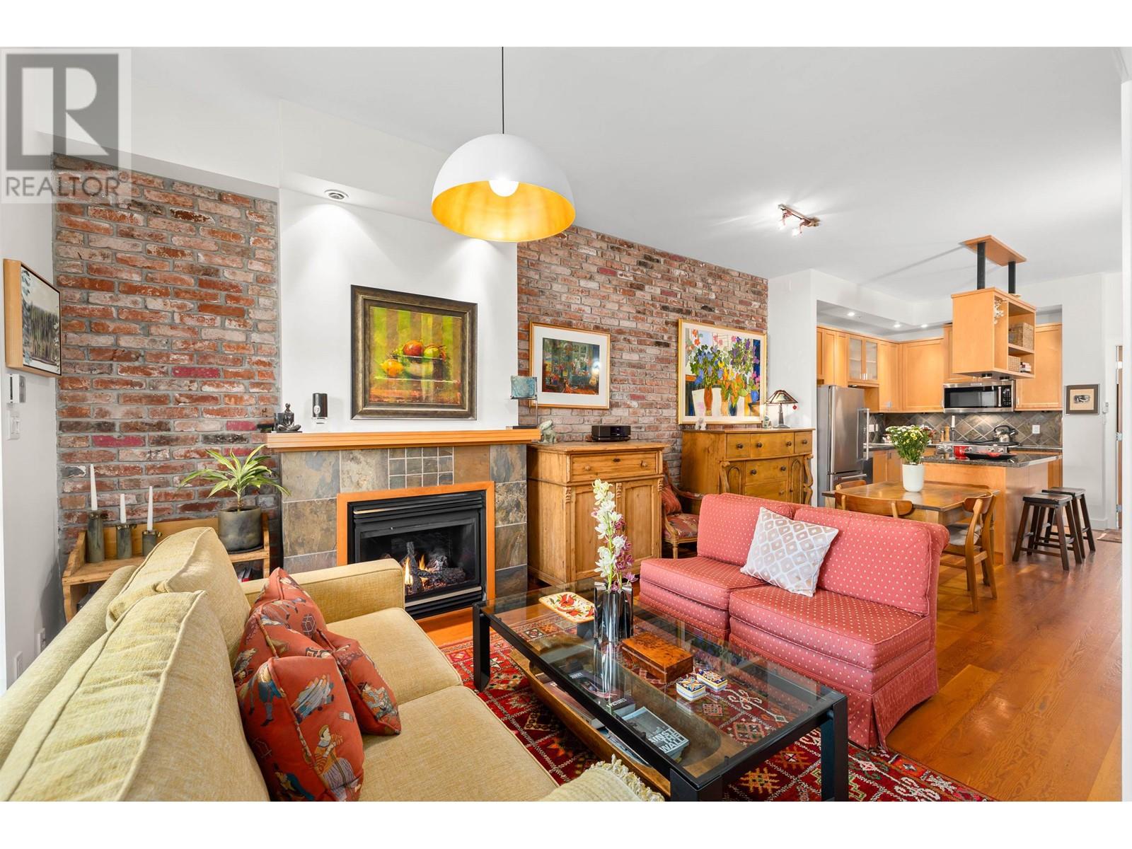 Listing Picture 6 of 40 : 201 2515 ONTARIO STREET, Vancouver / 溫哥華 - 魯藝地產 Yvonne Lu Group - MLS Medallion Club Member